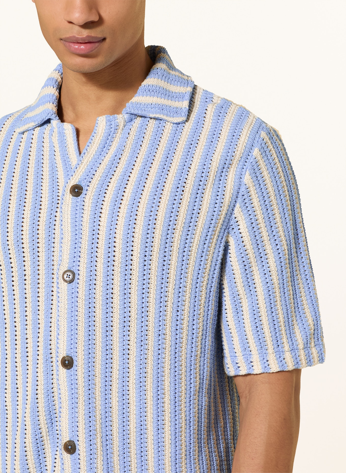 ARMEDANGELS Gebreid shirt Comfort Fit: LICHTBLAUW / WIT