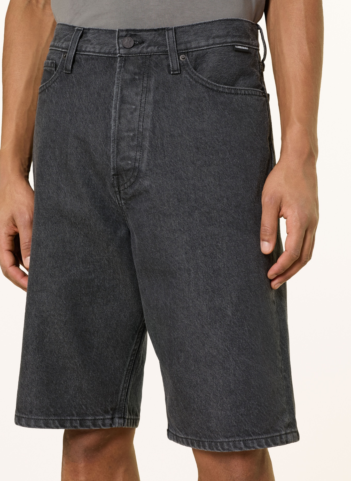 ARMEDANGELS Jeansshorts Loose Fit: 3411 corno