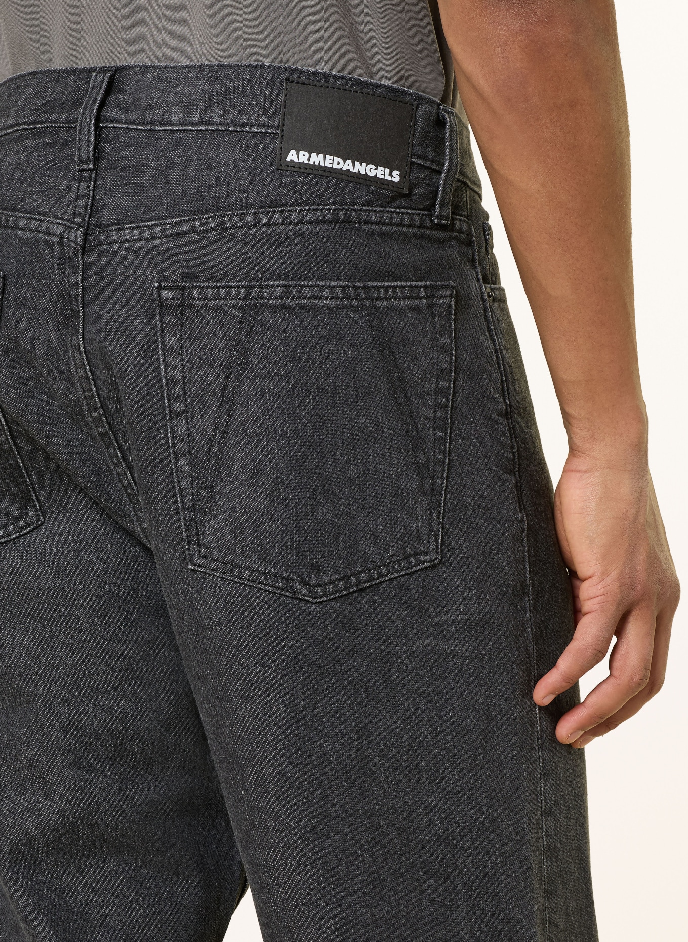 ARMEDANGELS Jeansshorts Loose Fit: 3411 corno