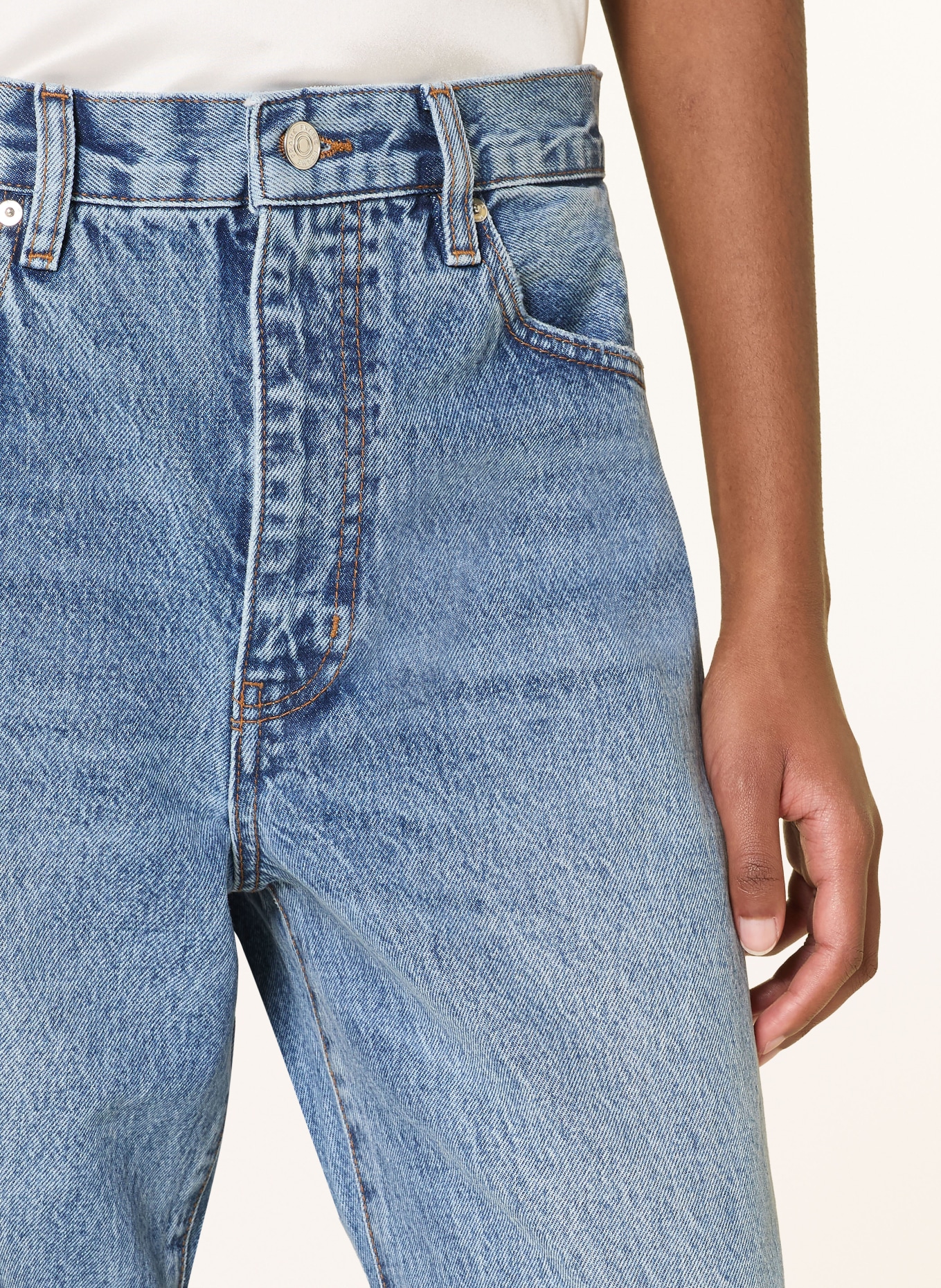 FRAME Barrel Jeans THE BOW: RAPT RAPTURE