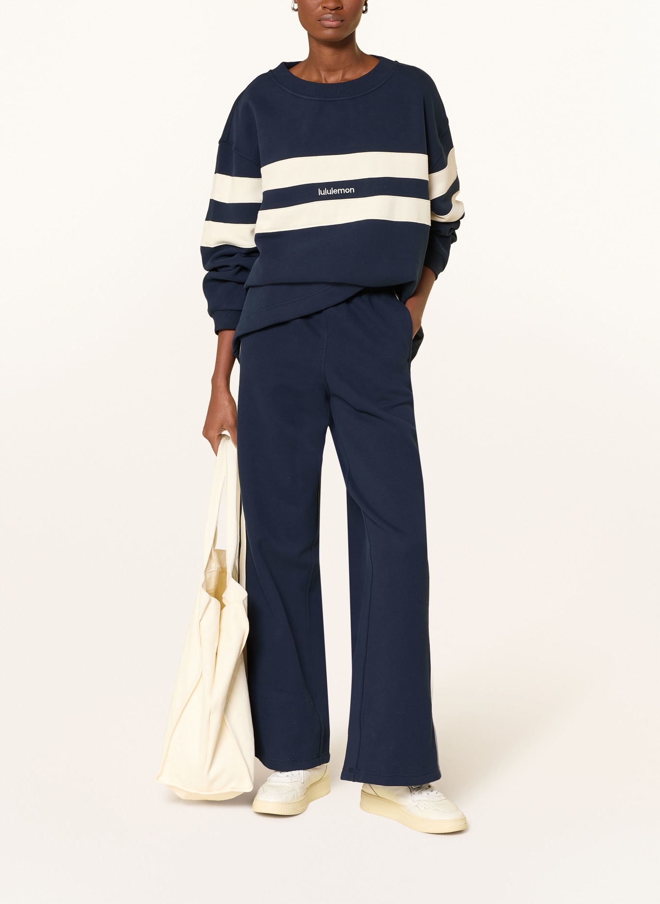 lululemon Sweat-shirt oversize STEADY STATE: BLEU FONCÉ / CRÈME