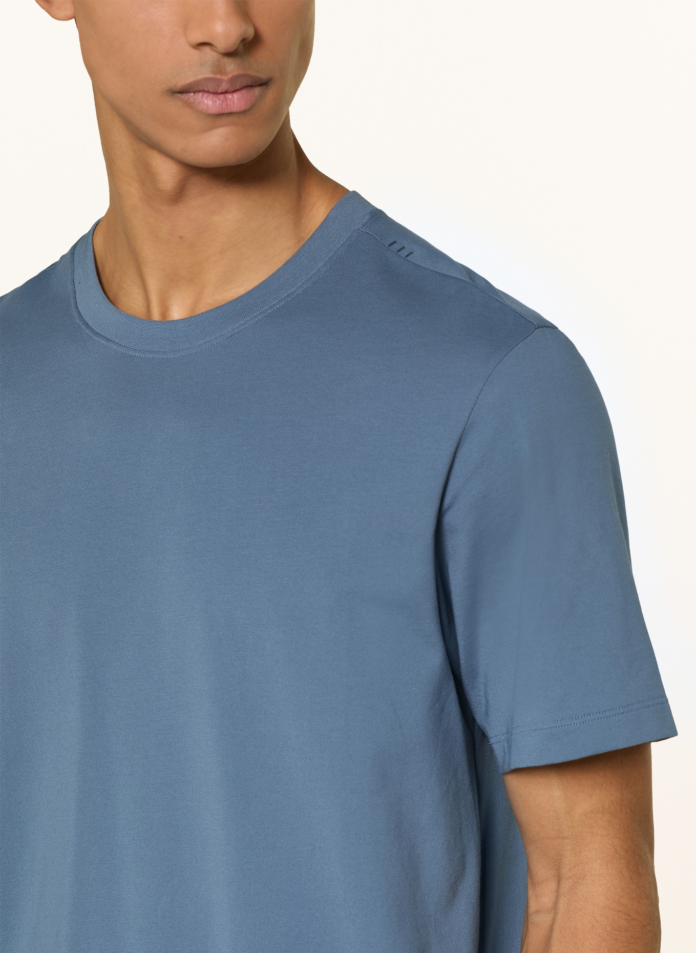 lululemon T-Shirt ZEROED IN: BLAUGRAU
