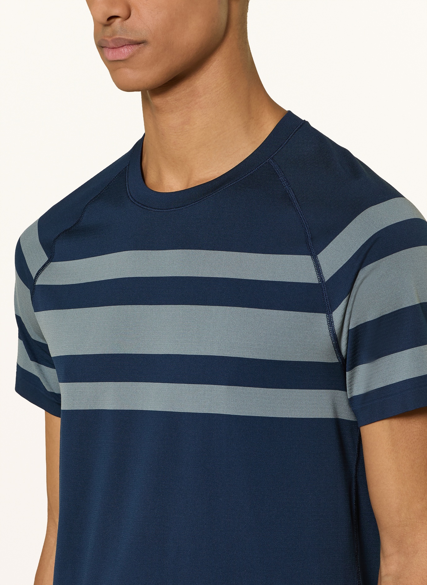 lululemon T-Shirt METAL VENT TECH: DUNKELBLAU / GRAU