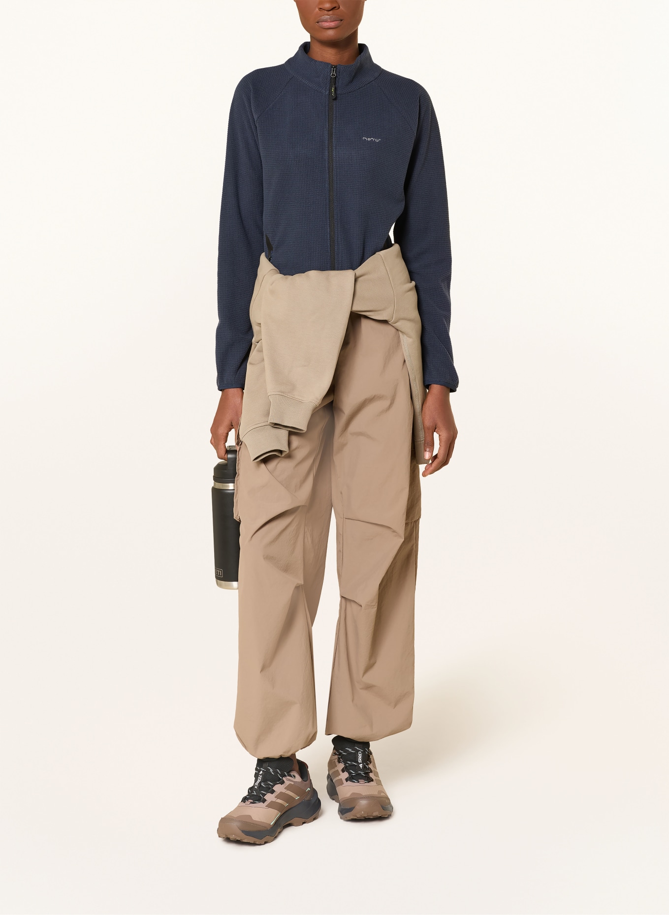 me°ru' Fleecová bunda OHOPE: TMAVĚ MODRÁ