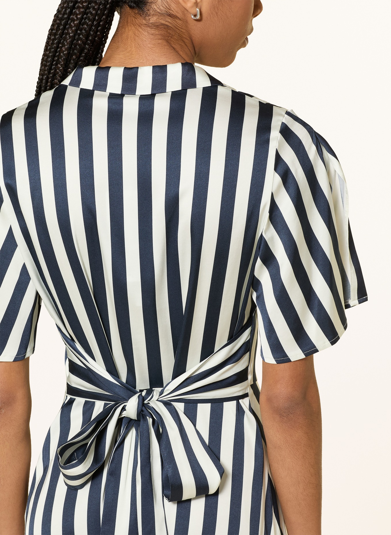 SPORTALM Satinkleid: DUNKELBLAU / CREME