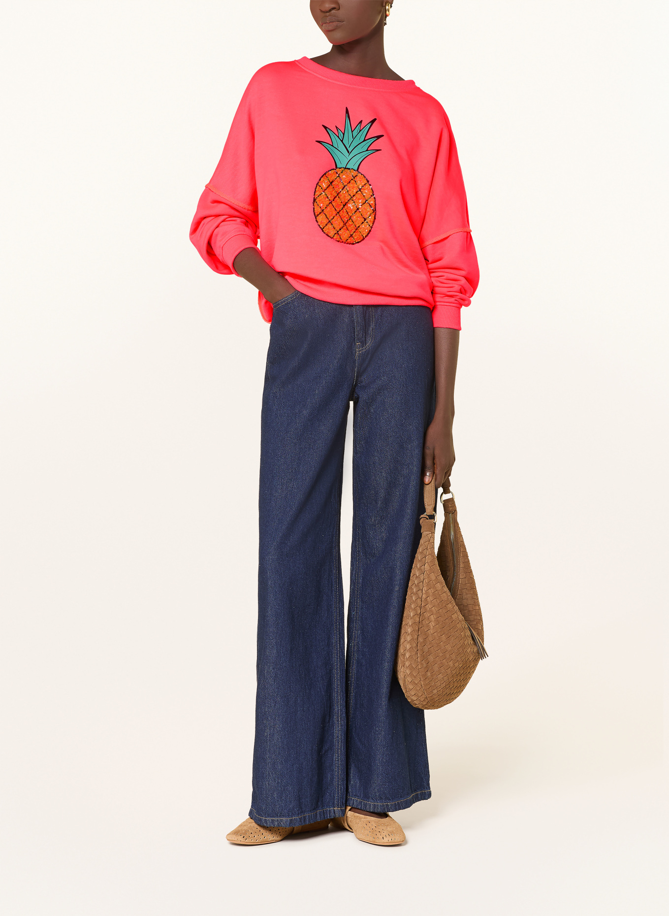 miss goodlife Oversized sweatshirt with sequins: NEON PINK / NEON ORANGE / GREEN