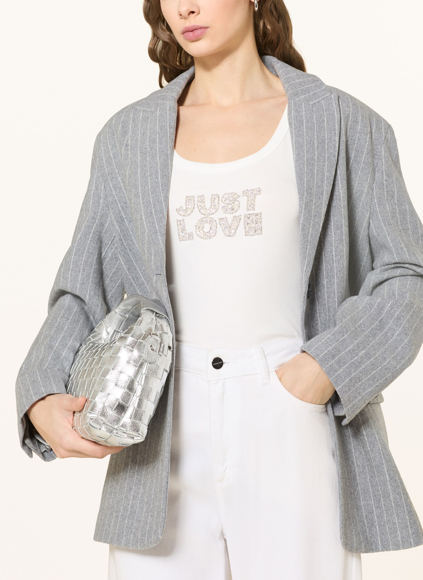 monari Top s ozdobnými kameny a flitry: BÍLÁ