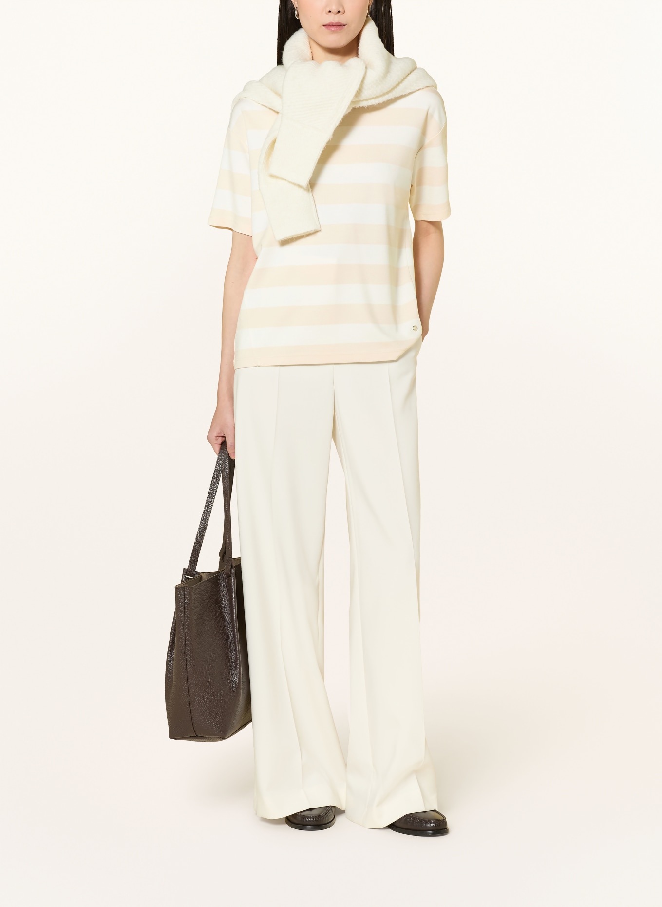 monari mikina: KRÉMOVÁ / BÉŽOVÁ