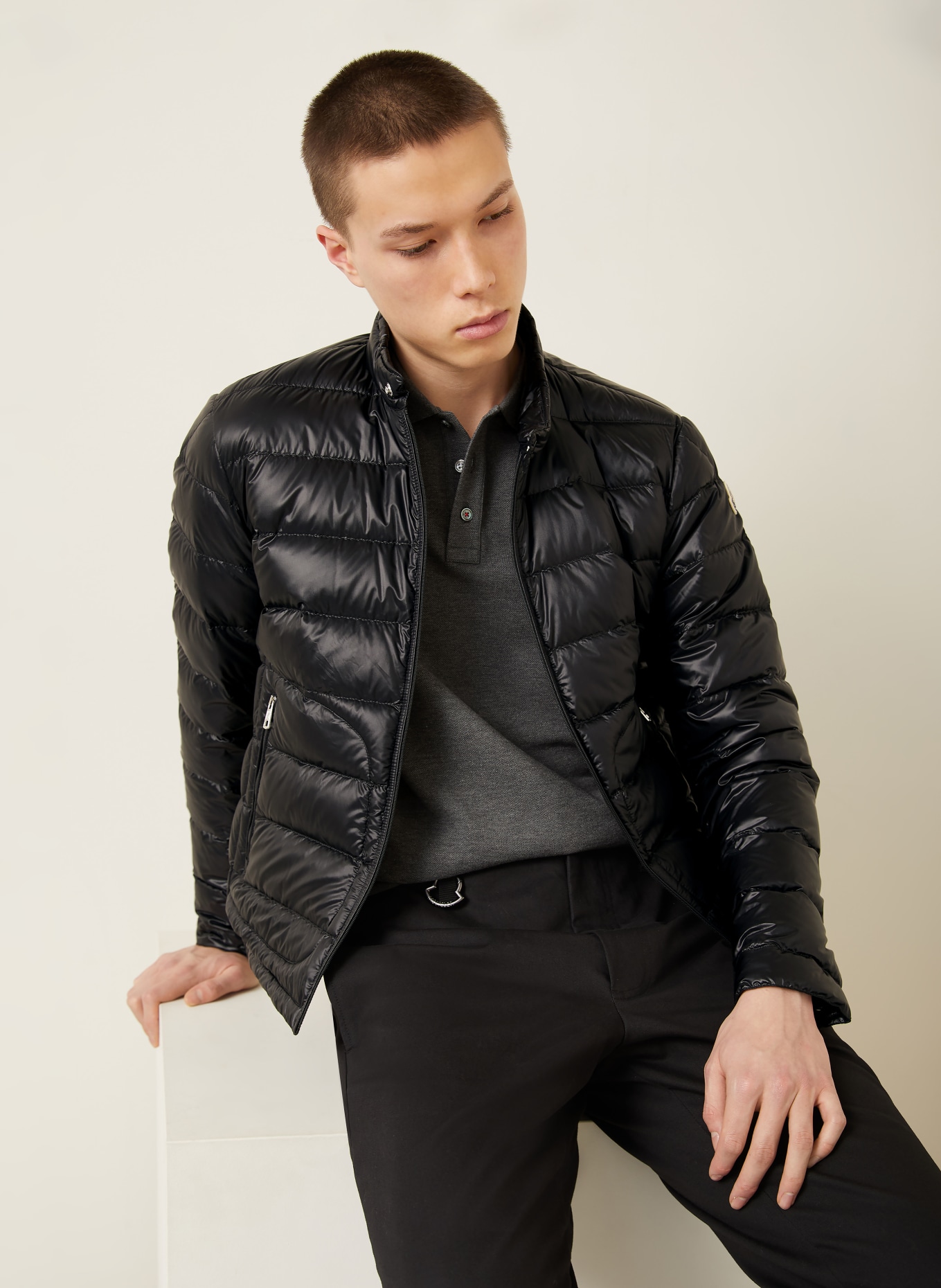 MONCLER Lightweight-Daunenjacke ACORUS: SCHWARZ