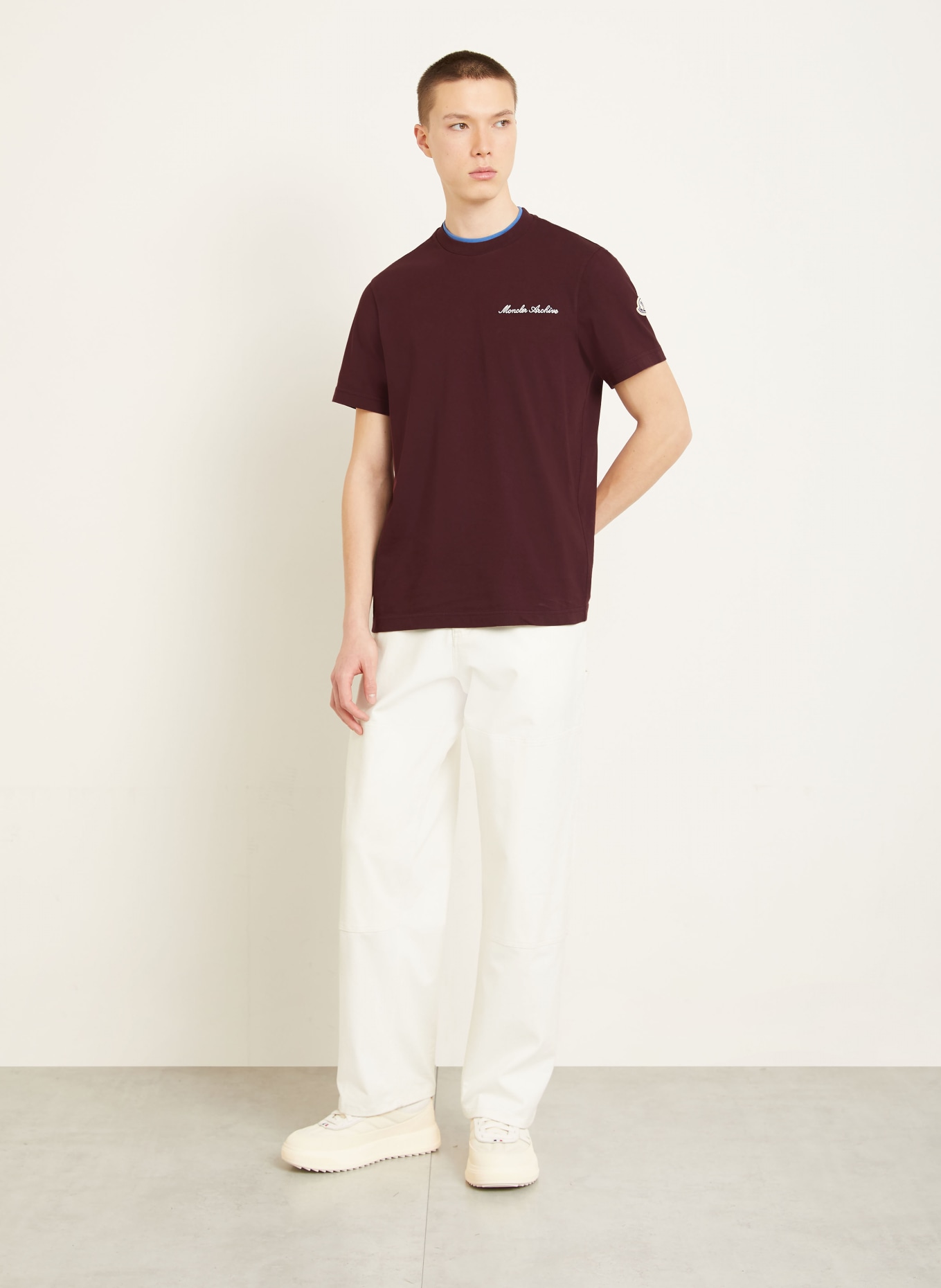 MONCLER T-Shirt: DUNKELROT / HELLBLAU