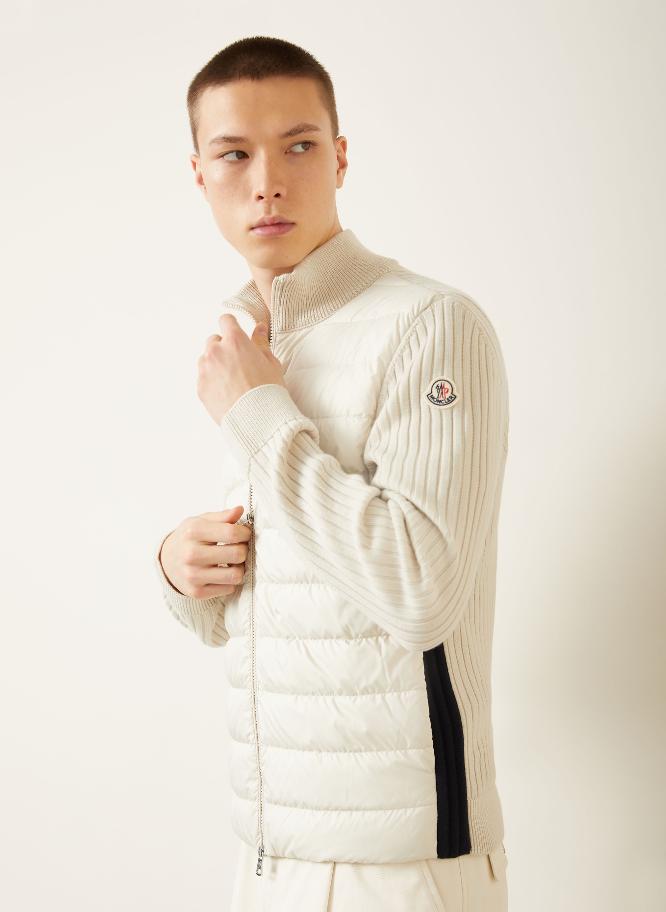 MONCLER Daunenjacke im Materialmix: ECRU / DUNKELBLAU