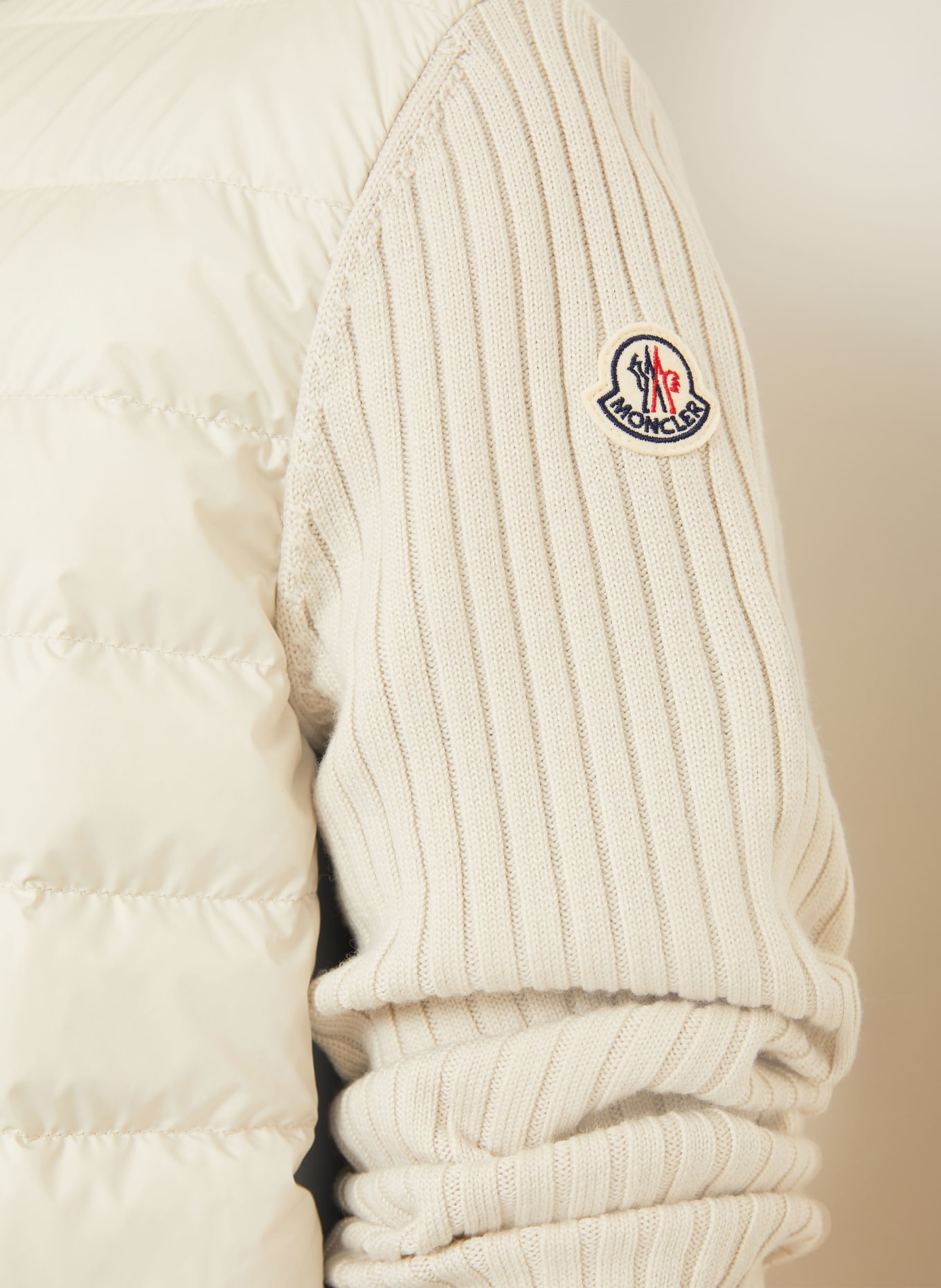 MONCLER Daunenjacke im Materialmix: ECRU / DUNKELBLAU