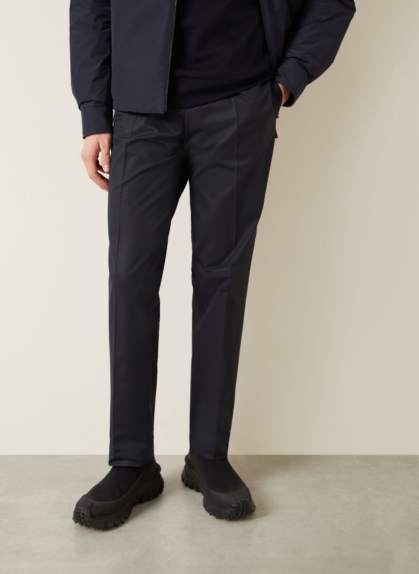 MONCLER Hose Slim Fit: DUNKELBLAU