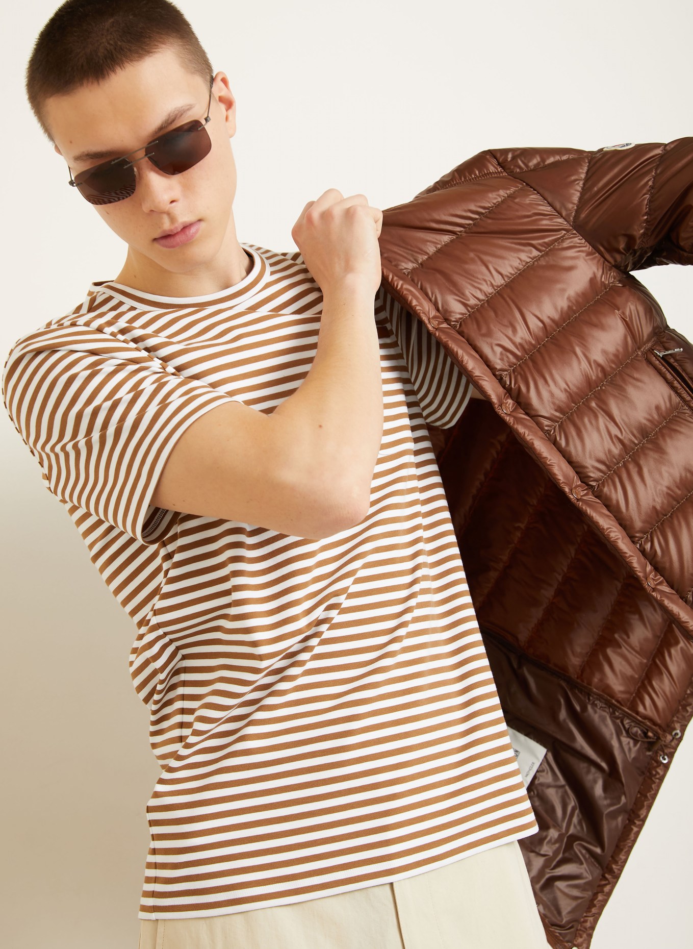 MONCLER T-Shirt: COGNAC / WEISS