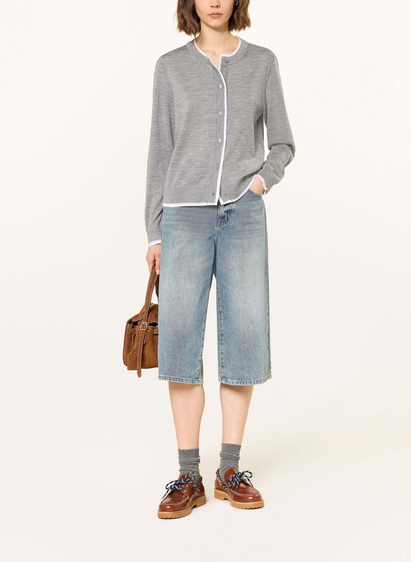 MRS & HUGS svetr: ŠEDÁ / BÍLÁ