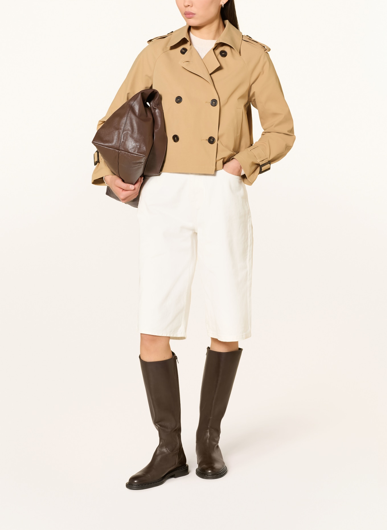 monari trench coat: CAMEL