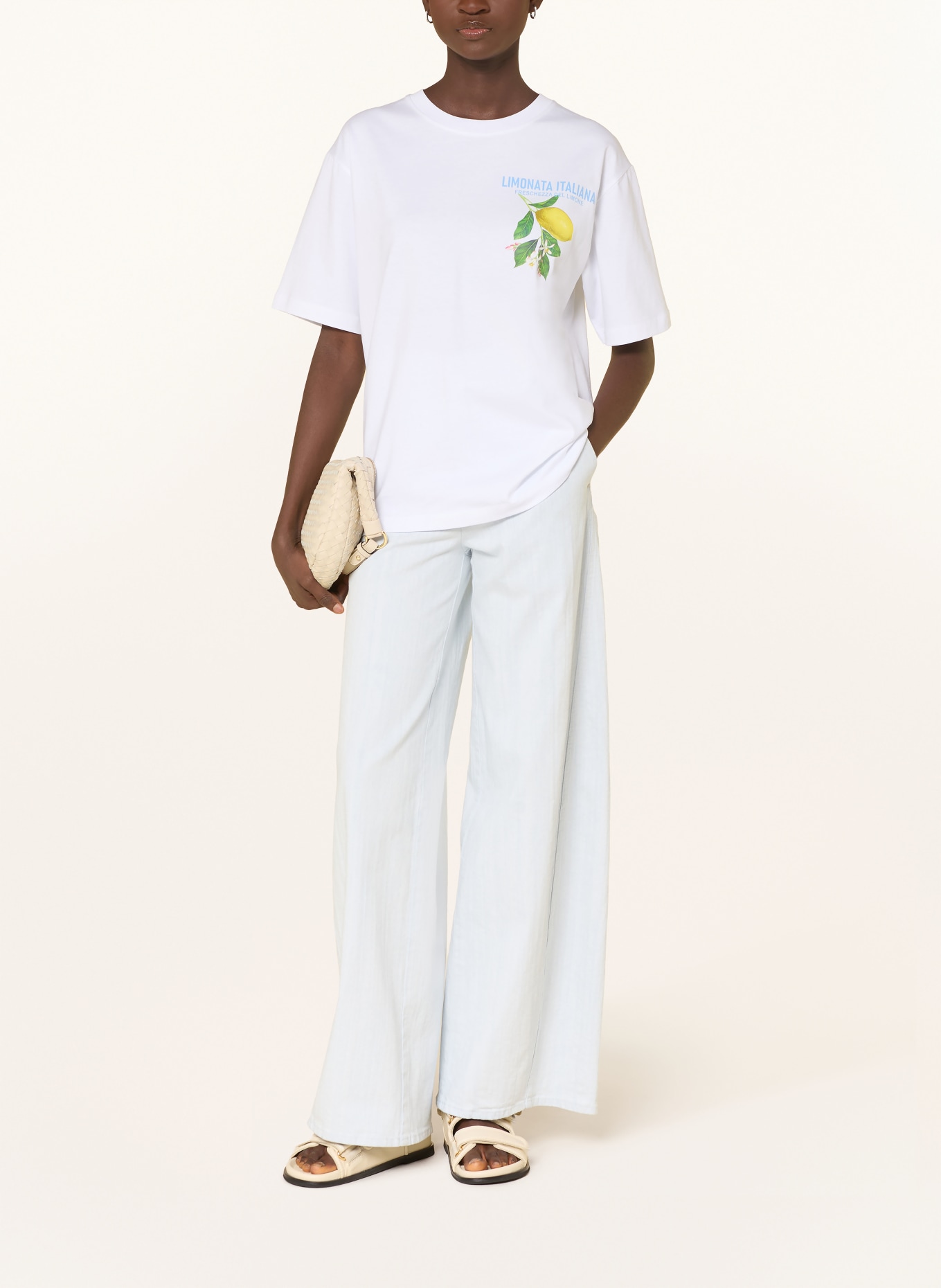 darling harbour T-Shirt: WHITE