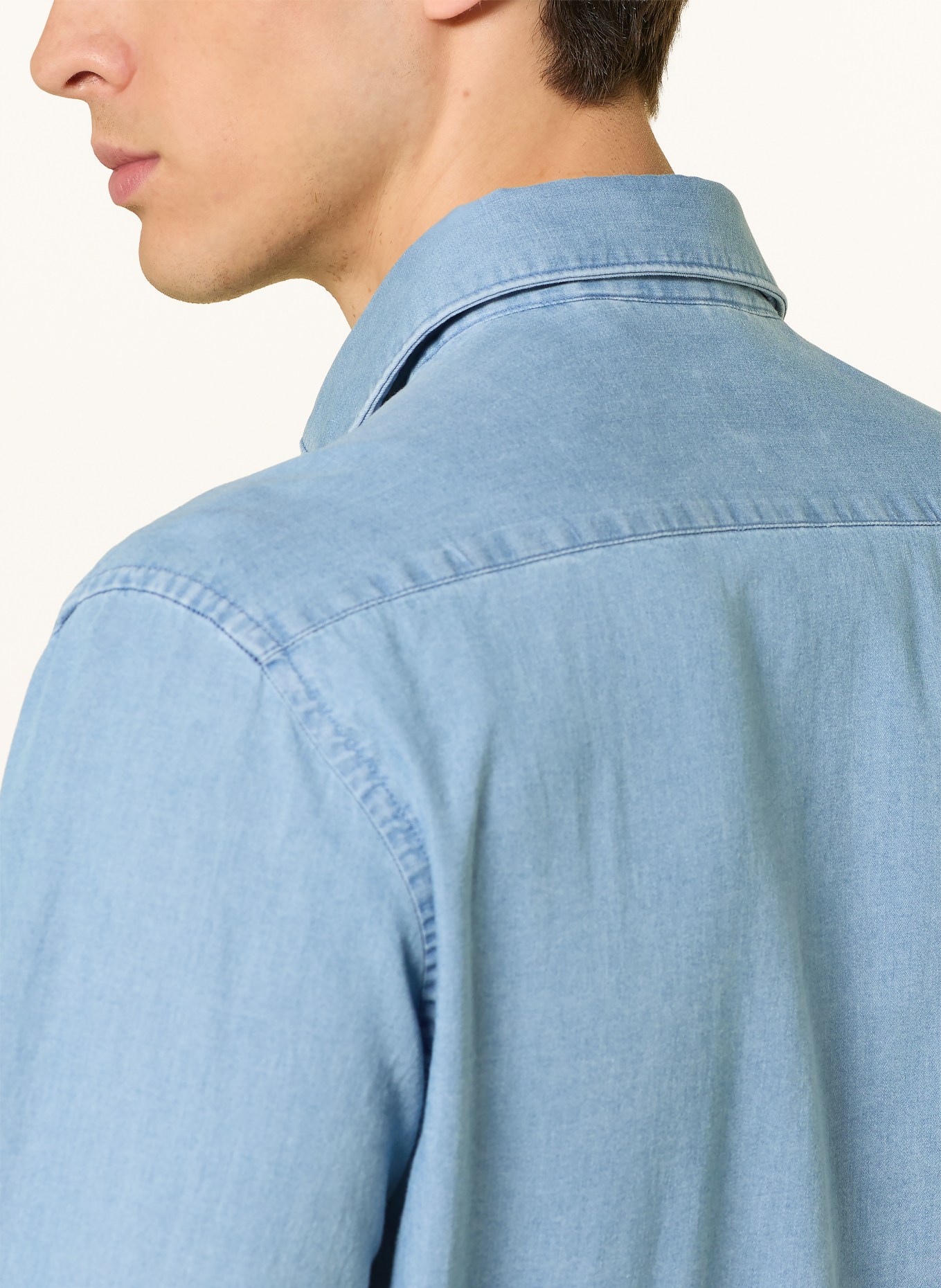 1863 by ETERNA Jeanshemd Modern Fit: HELLBLAU