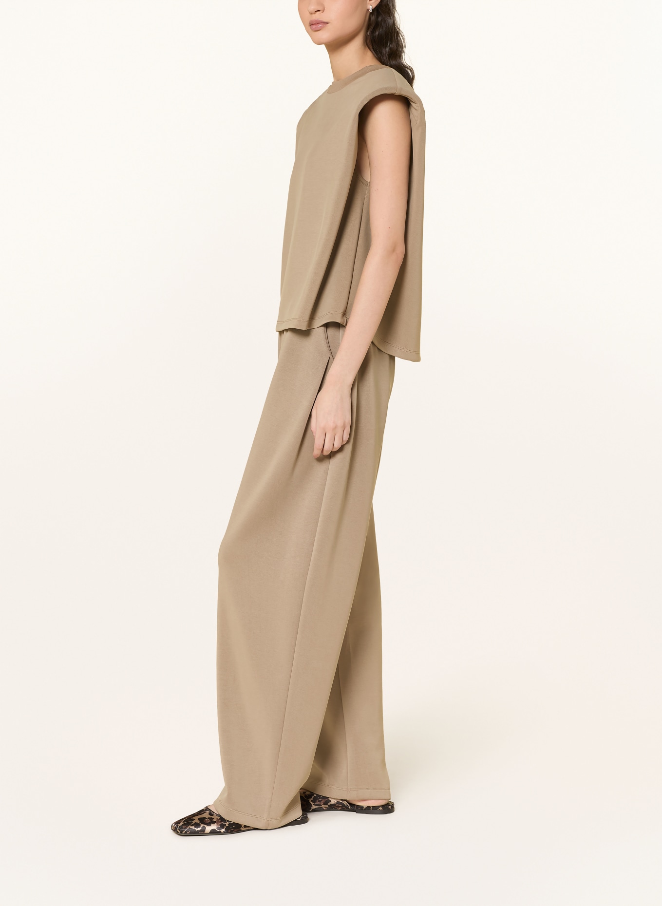 ELEH sweatpants: TAUPE