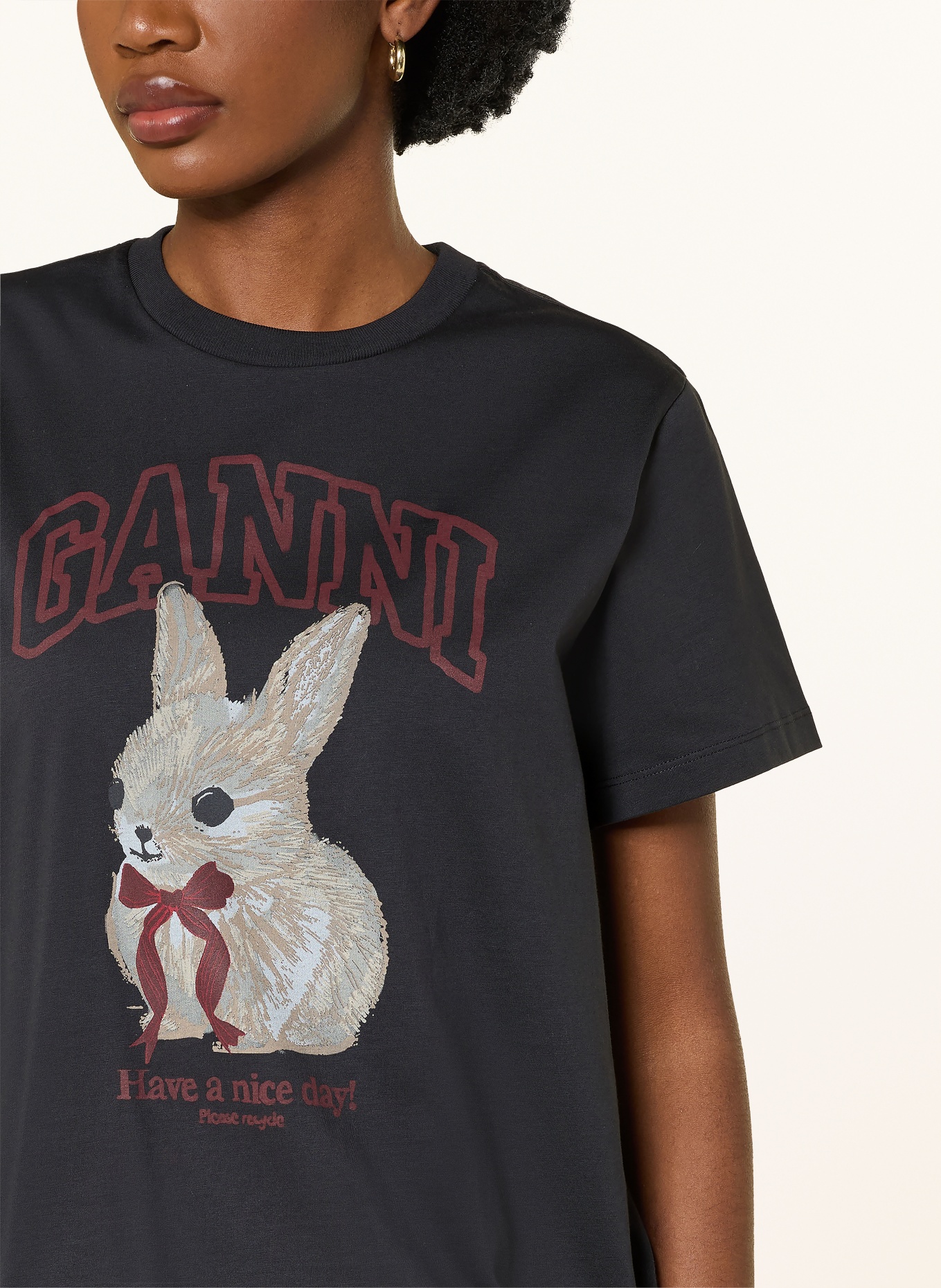 GANNI T-shirt: BLACK / BEIGE / DARK RED