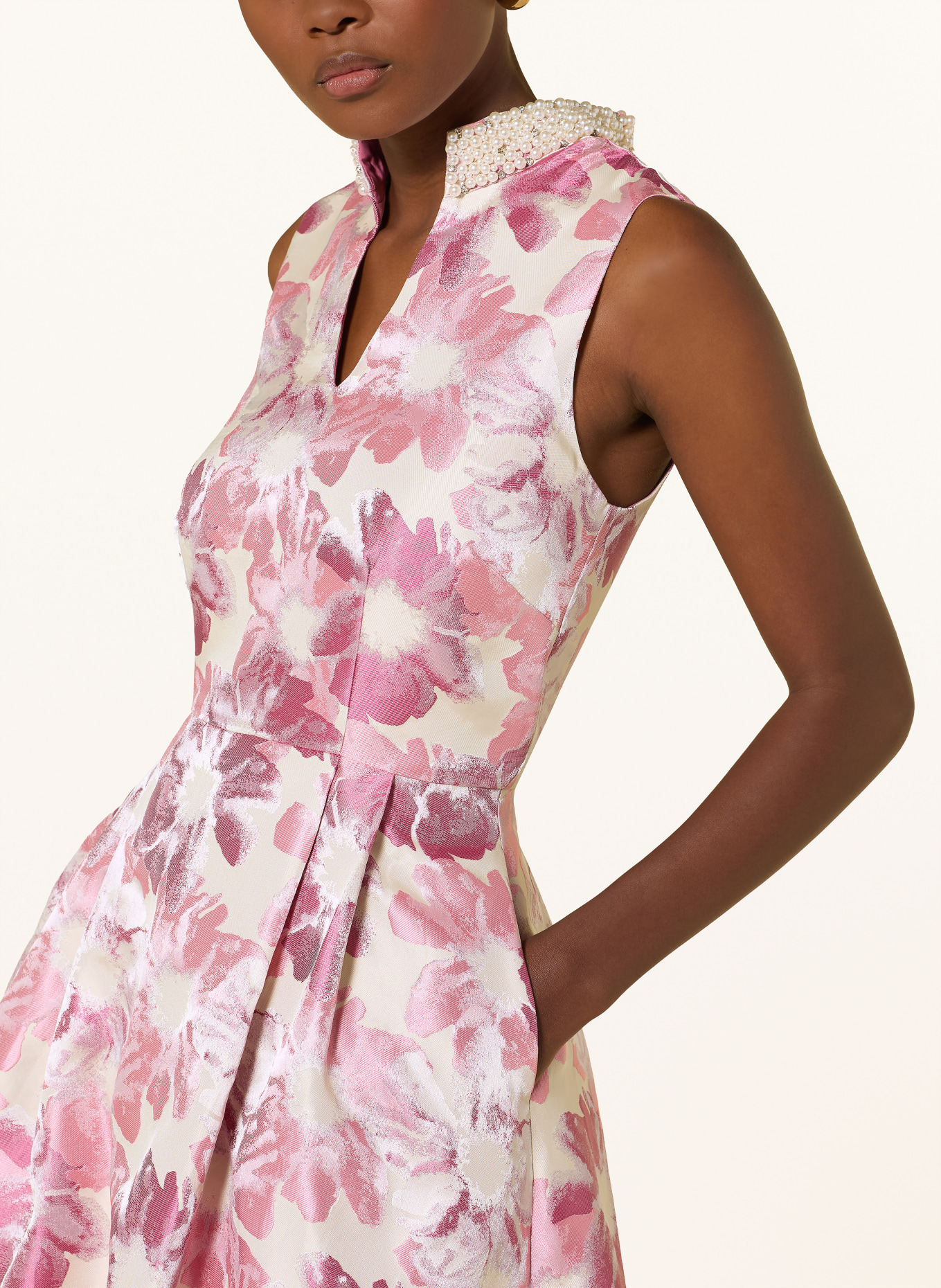 APART Cocktail dress with decorative pearls: LIGHT RED / CREAM