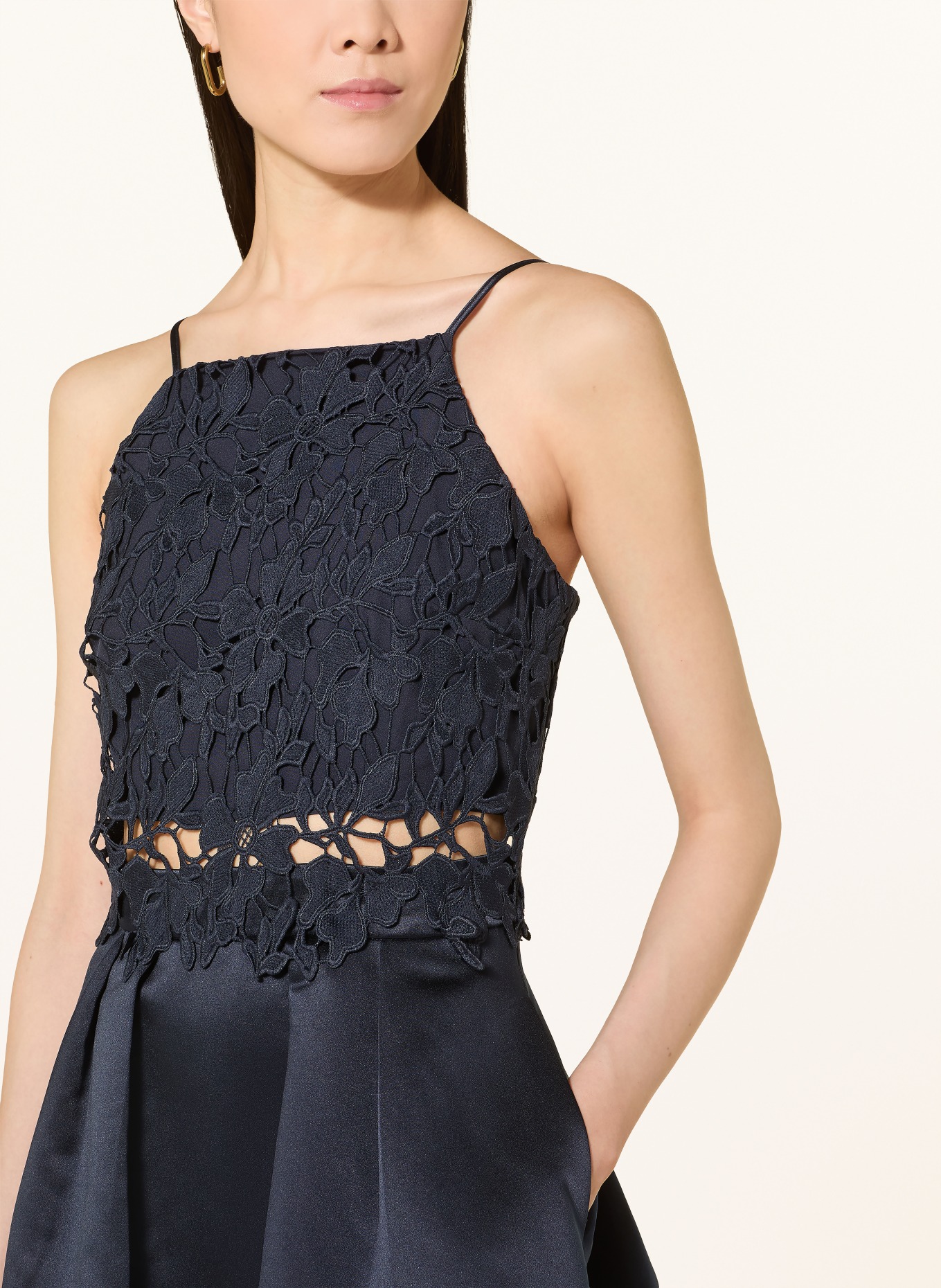 APART robe de soirée: BLEU FONCÉ