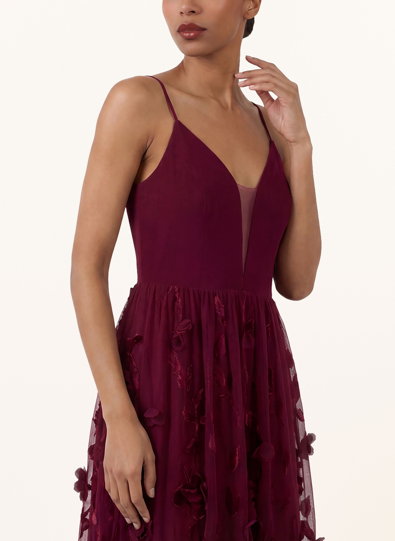 APART evening gown: DARK RED