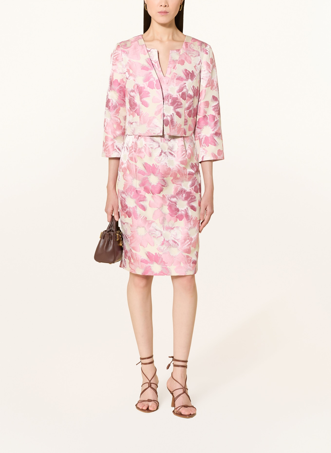 APART Boléro jacquard à manches 3/4: ÉCRU / VIEUX ROSE / ROSE