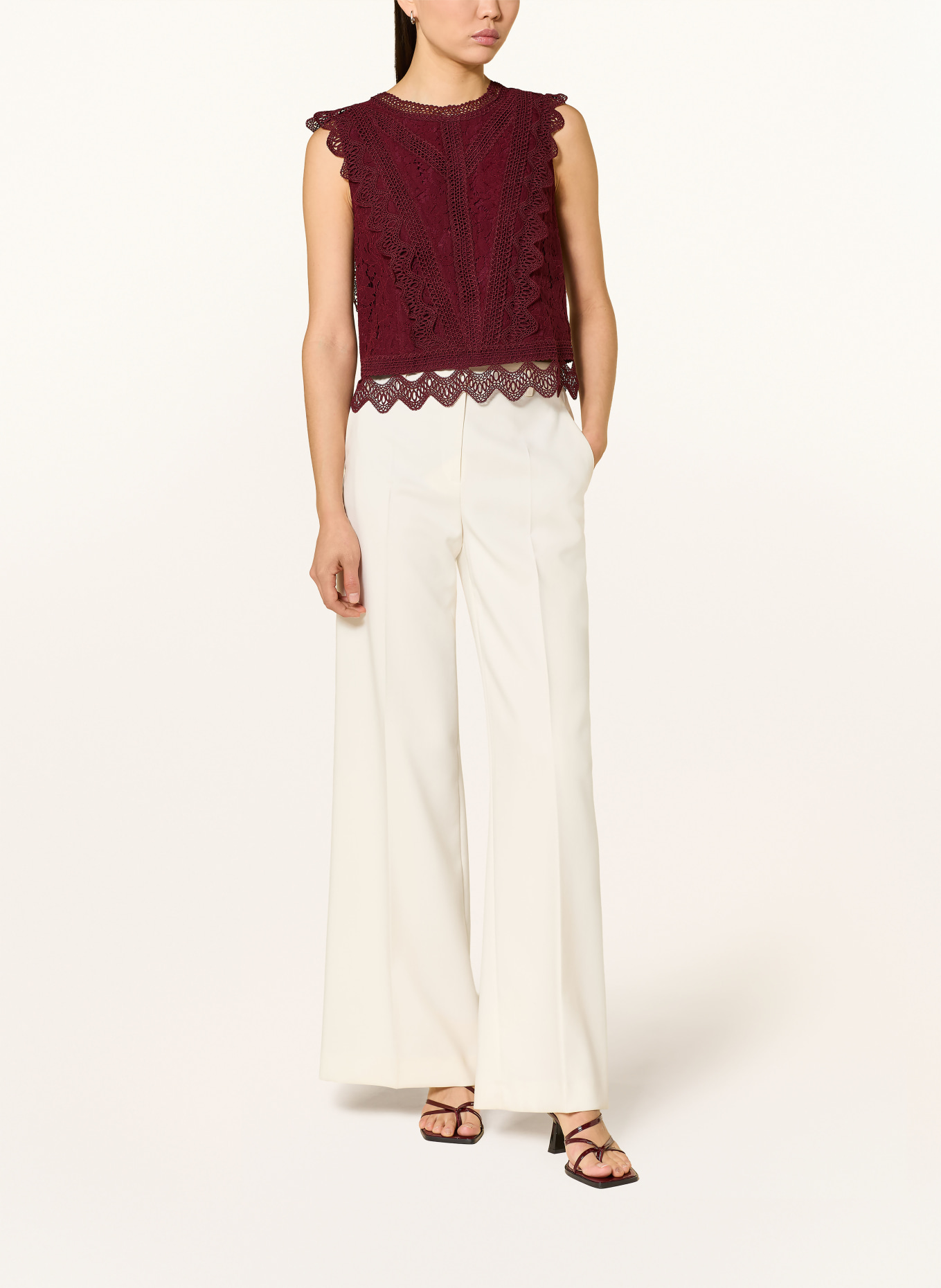 APART haut en dentelle: ROUGE FONCÉ