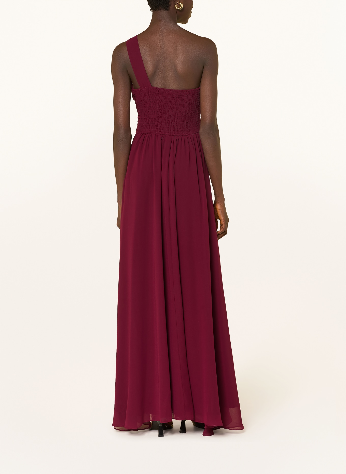 APART evening gown: DARK RED