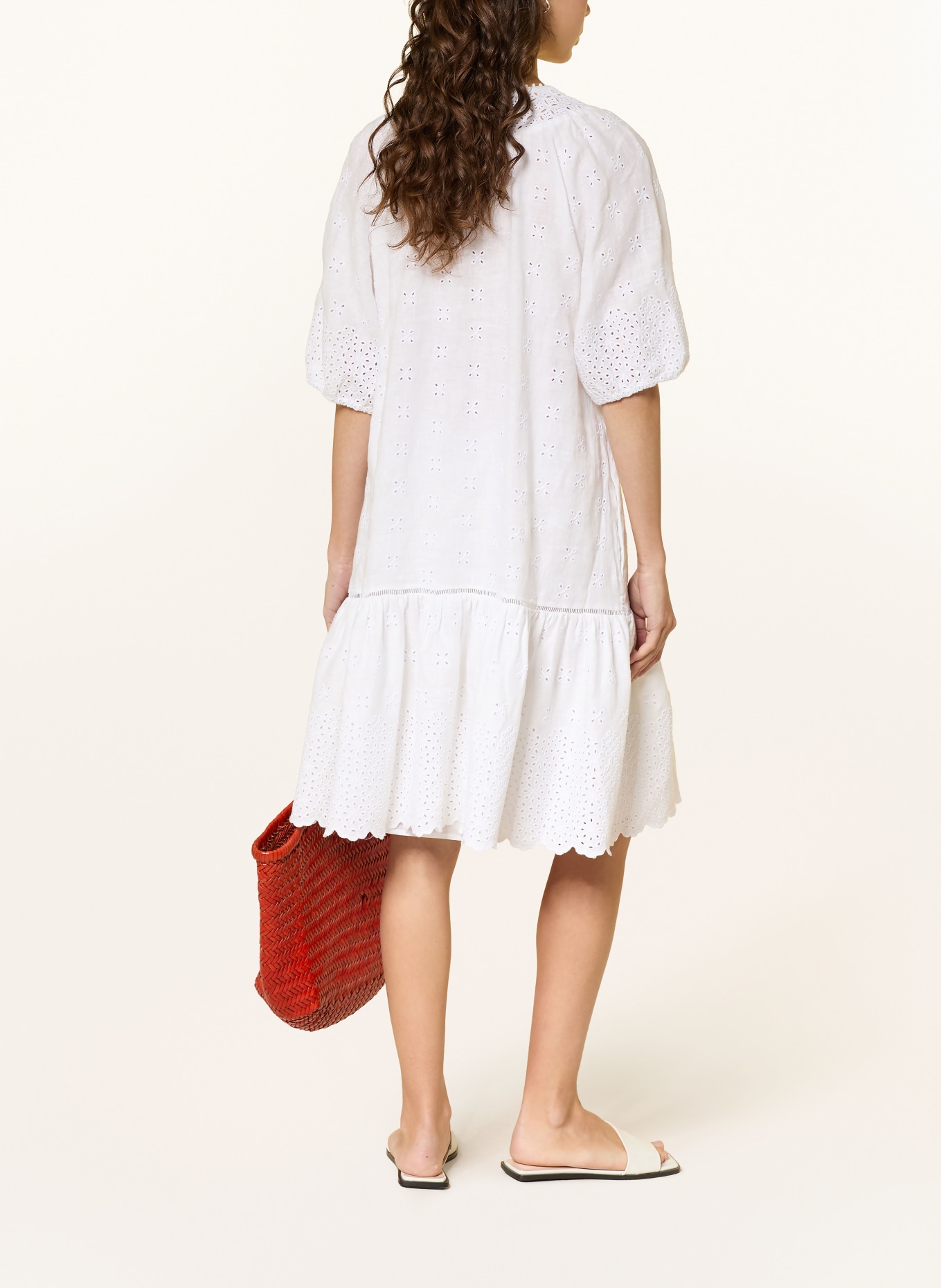 0039 ITALY Kleid MAYBELIN aus Lochspitze: WEISS