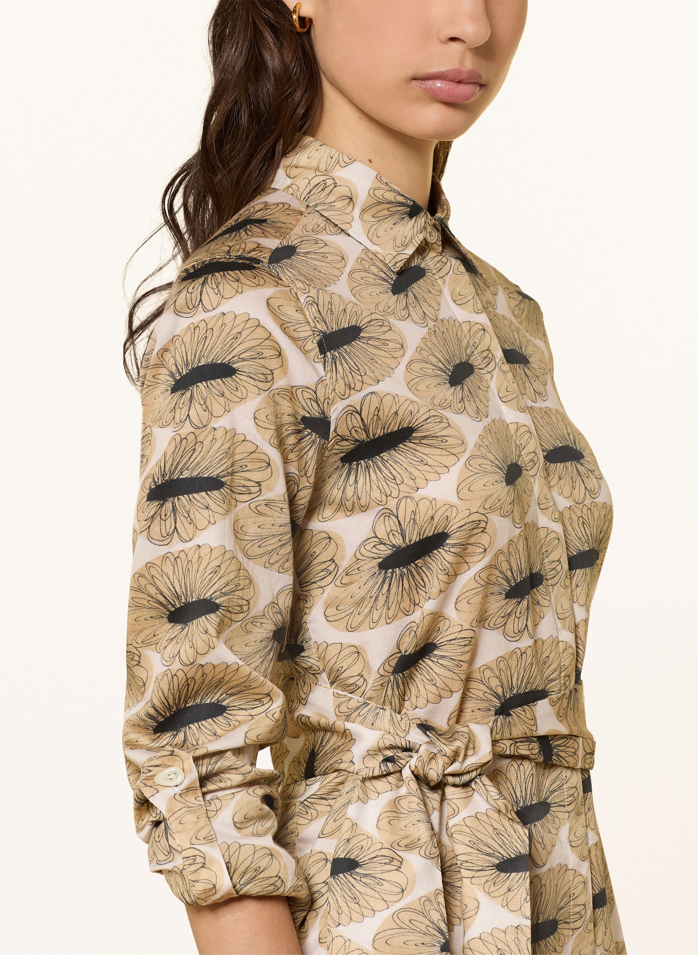 0039 ITALY Košilové šaty GRACIA: BÉŽOVÁ / REŽNÁ / ČERNÁ