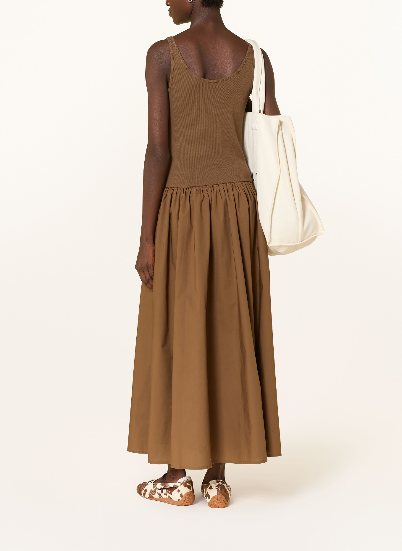 ARMEDANGELS Kleid im Materialmix: OLIV