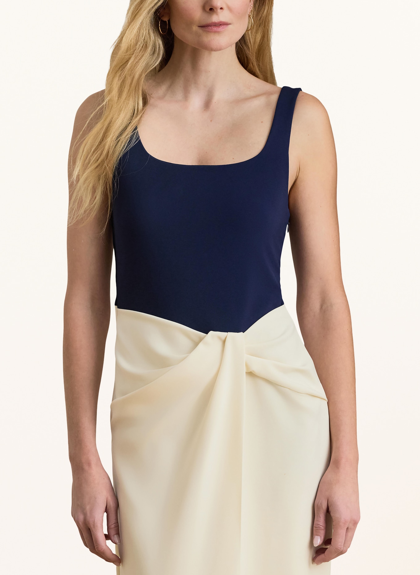 LAUREN RALPH LAUREN Abendkleid in Wickeloptik: CREME / DUNKELBLAU