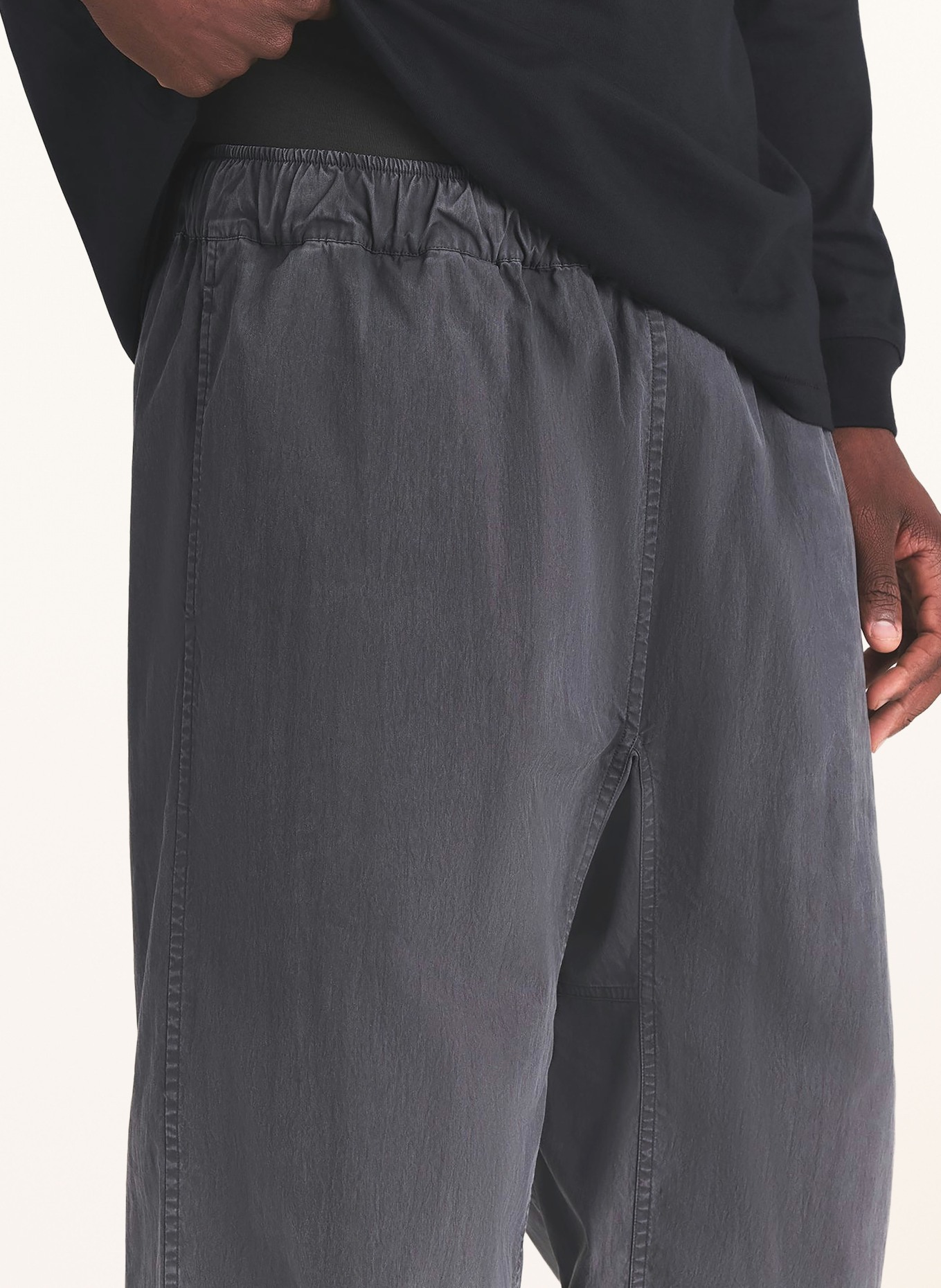 SKIMS Spodnie lounge WOVEN: ASH