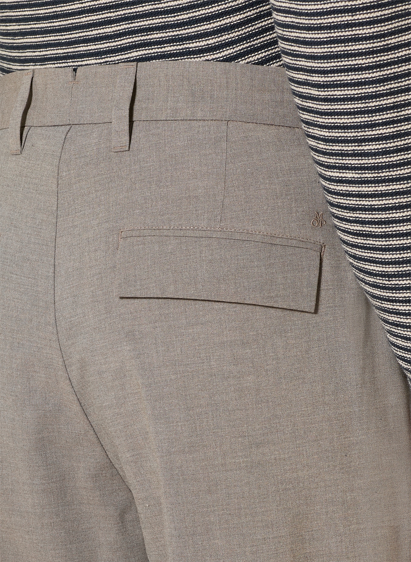 Marc O'Polo Chino BELSBO Relaxed Fit: ČERNOŠEDÁ