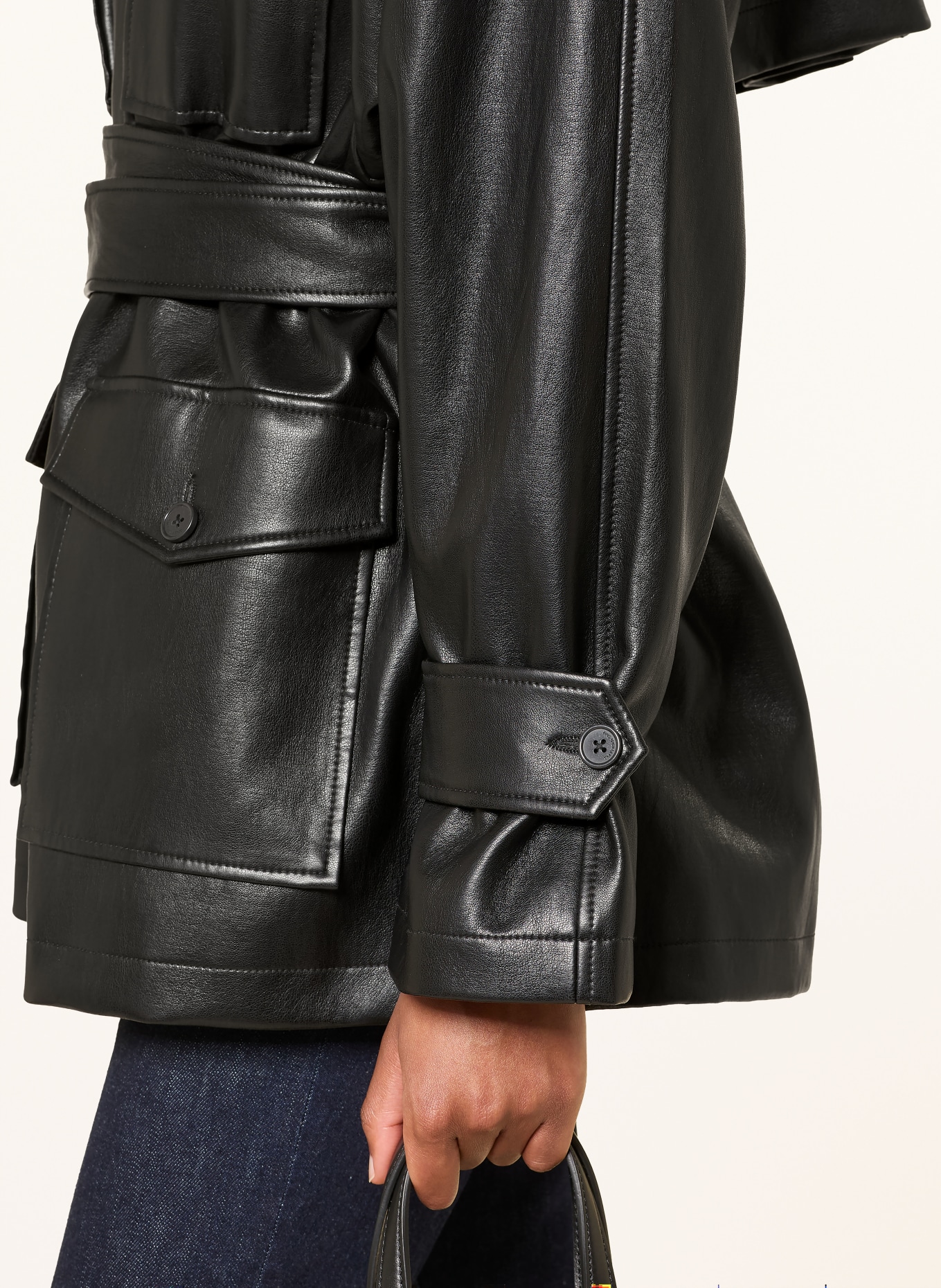 The Frankie Shop Fieldjacke KELIA in Lederoptik: SCHWARZ