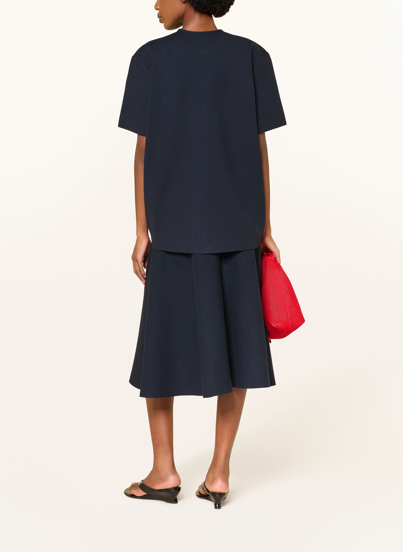 The Frankie Shop Oversized-Strickshirt LENI: DUNKELBLAU