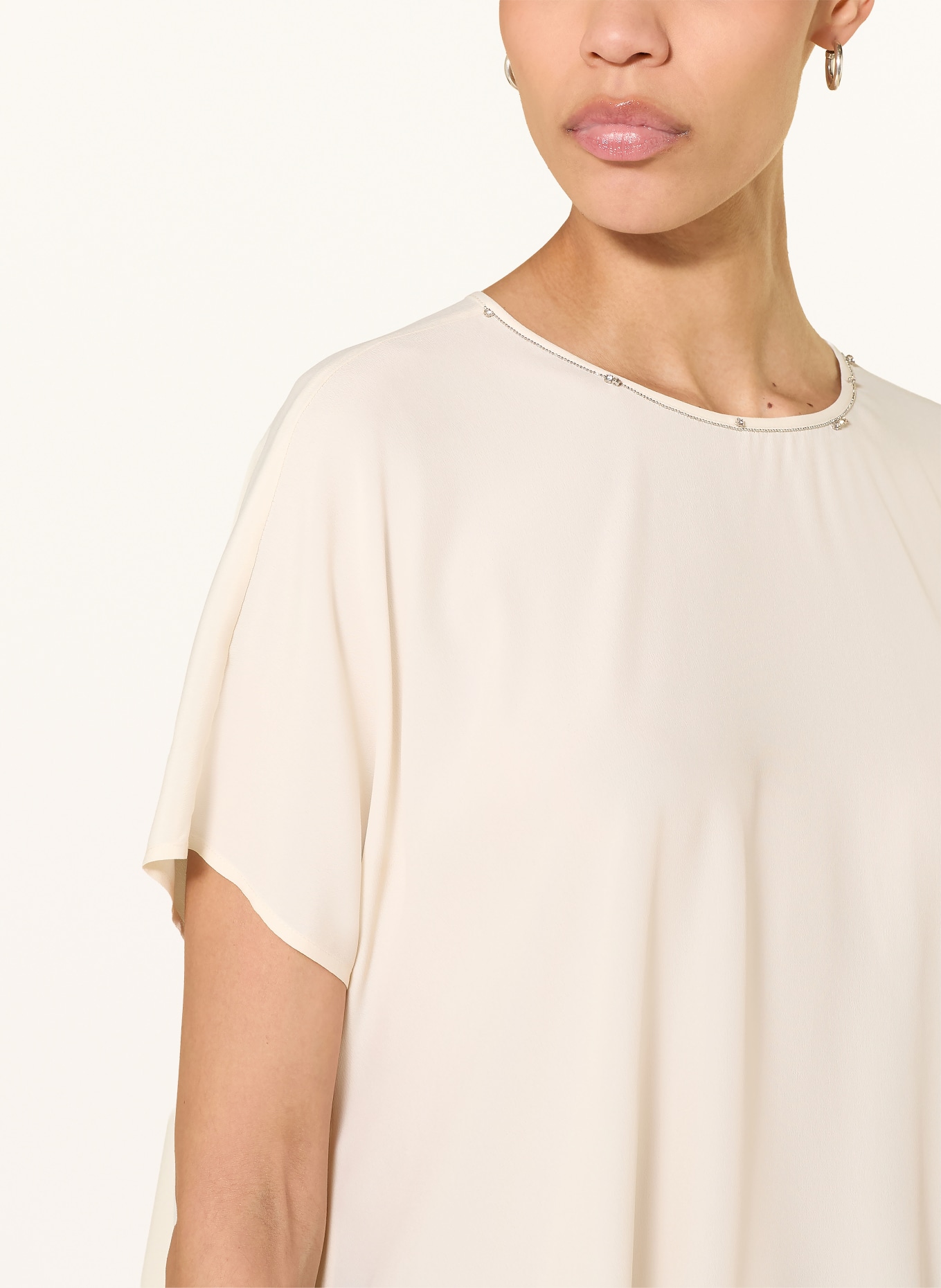 FABIANA FILIPPI Blusenshirt mit Schmucksteinen und Seide: CREME