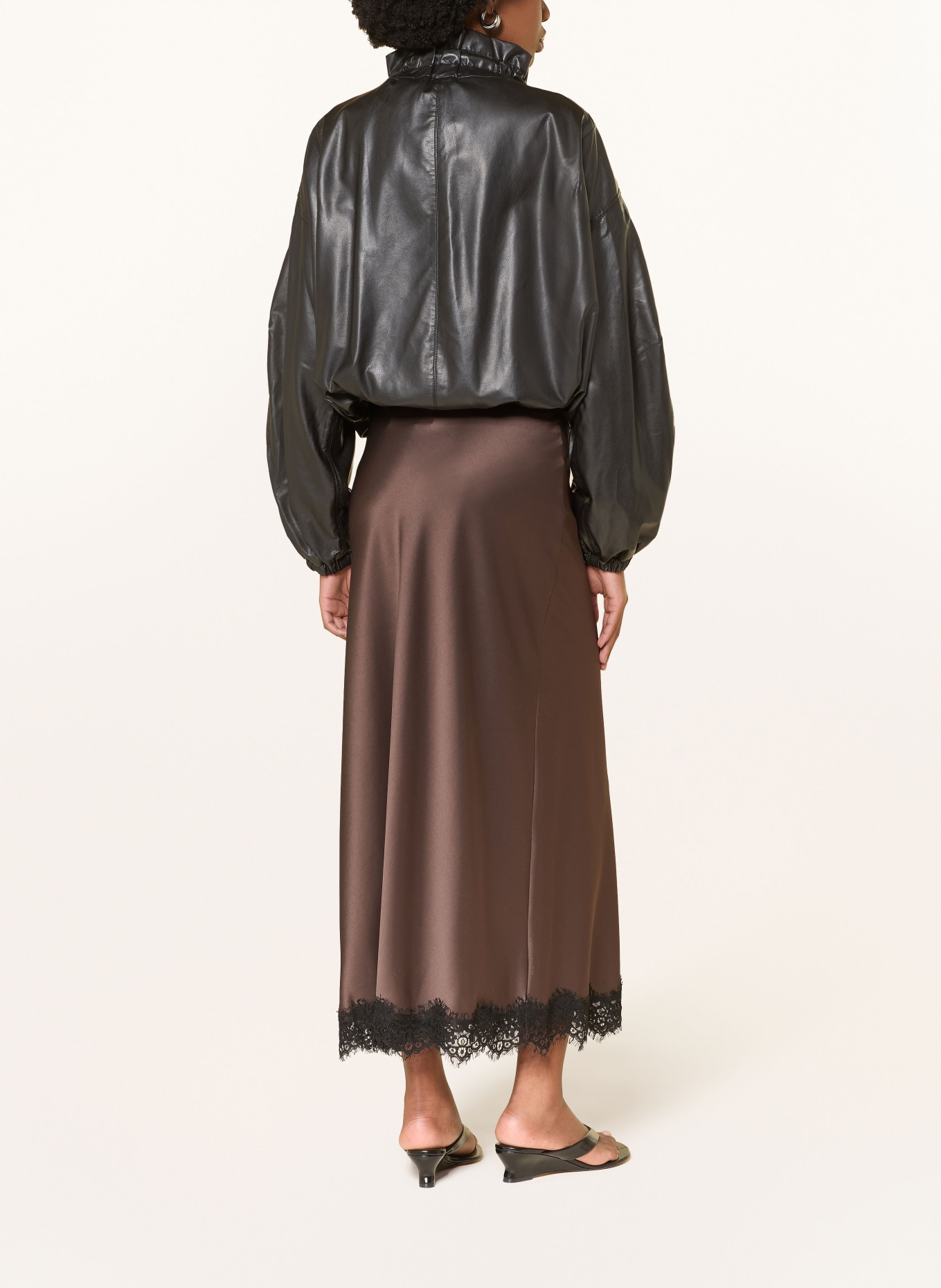 MRS & HUGS Satinrock mit Spitze: DUNKELBRAUN / SCHWARZ