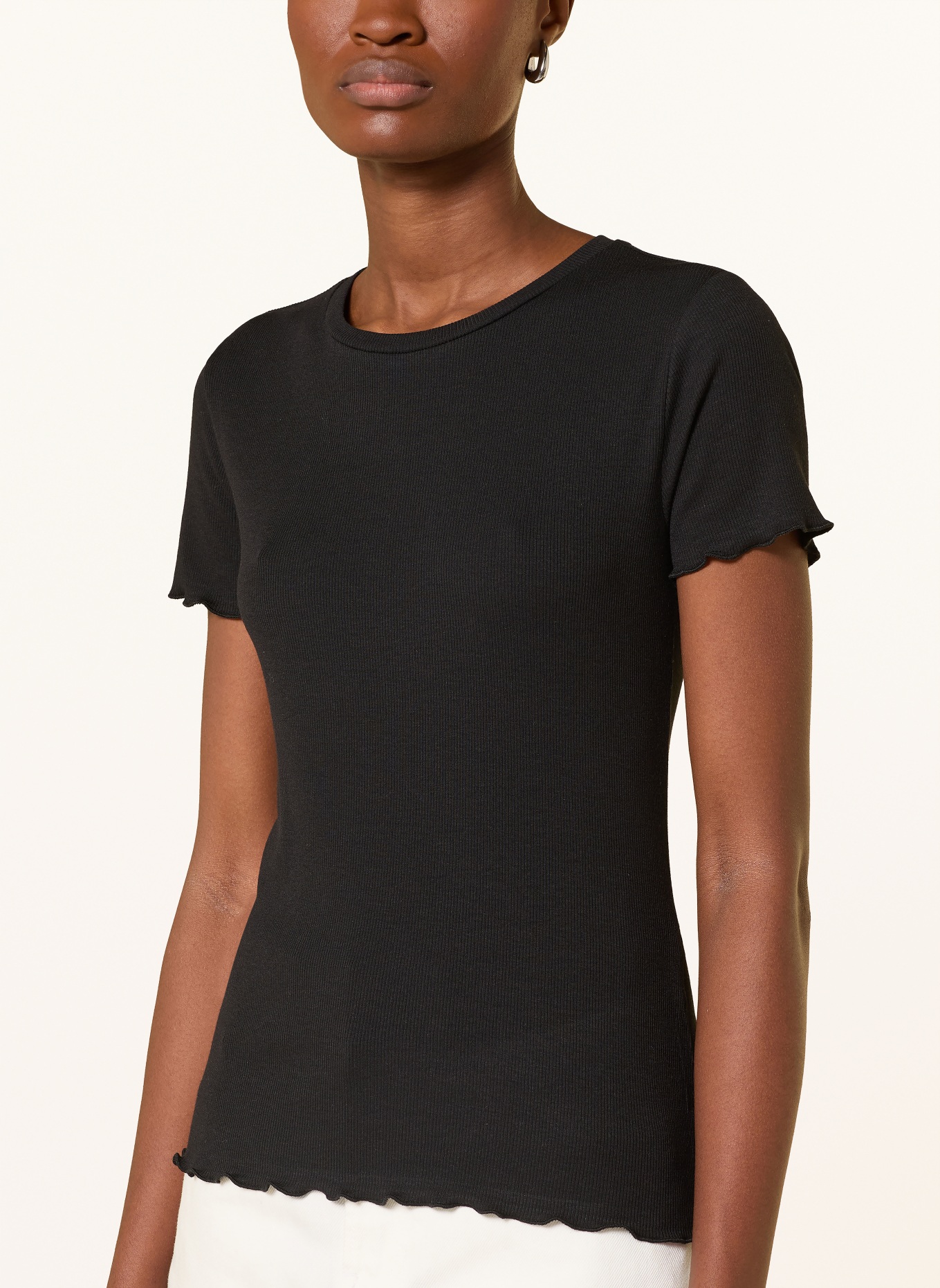 darling harbour T-shirt: BLACK