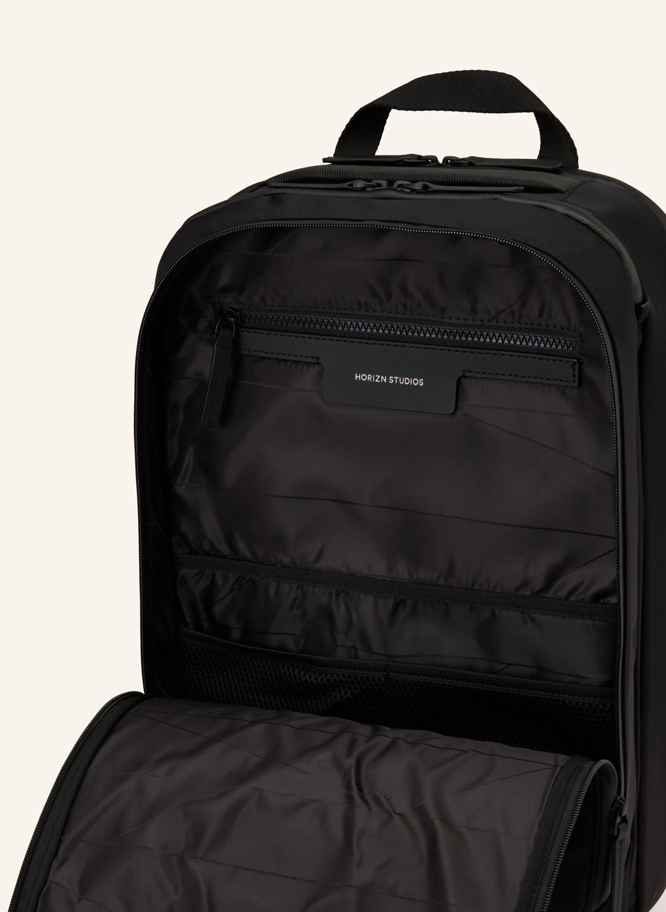 HORIZN STUDIOS Rucksack GION TRAVEL 30 l mit Laptop-Fach: SCHWARZ