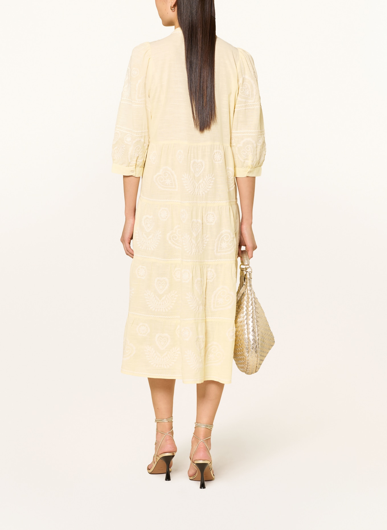 Rich & Royal Šaty s 3/4 rukávem: TMAVĚ ŽLUTÁ / BÍLÁ