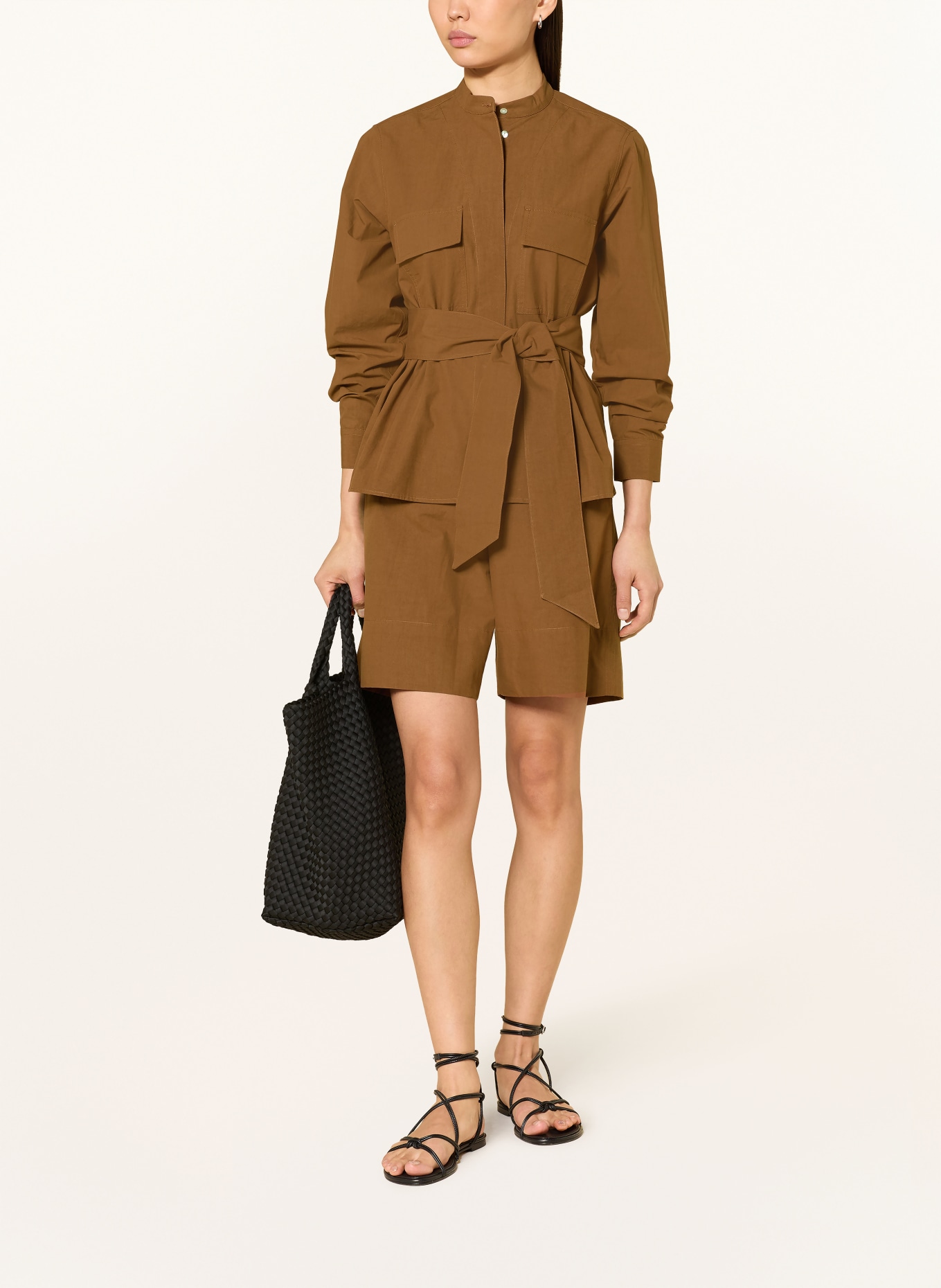 Rich & Royal halenka: HNĚDÁ