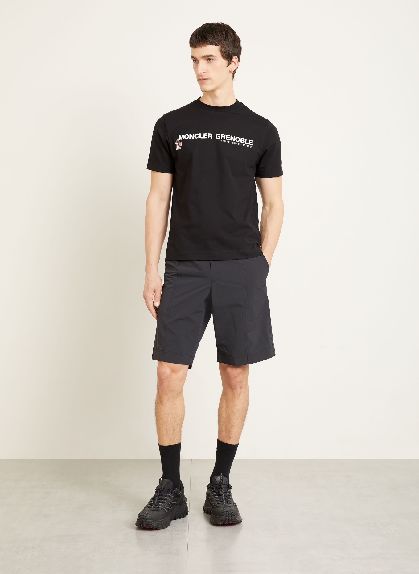 MONCLER GRENOBLE koszulka: CZARNY