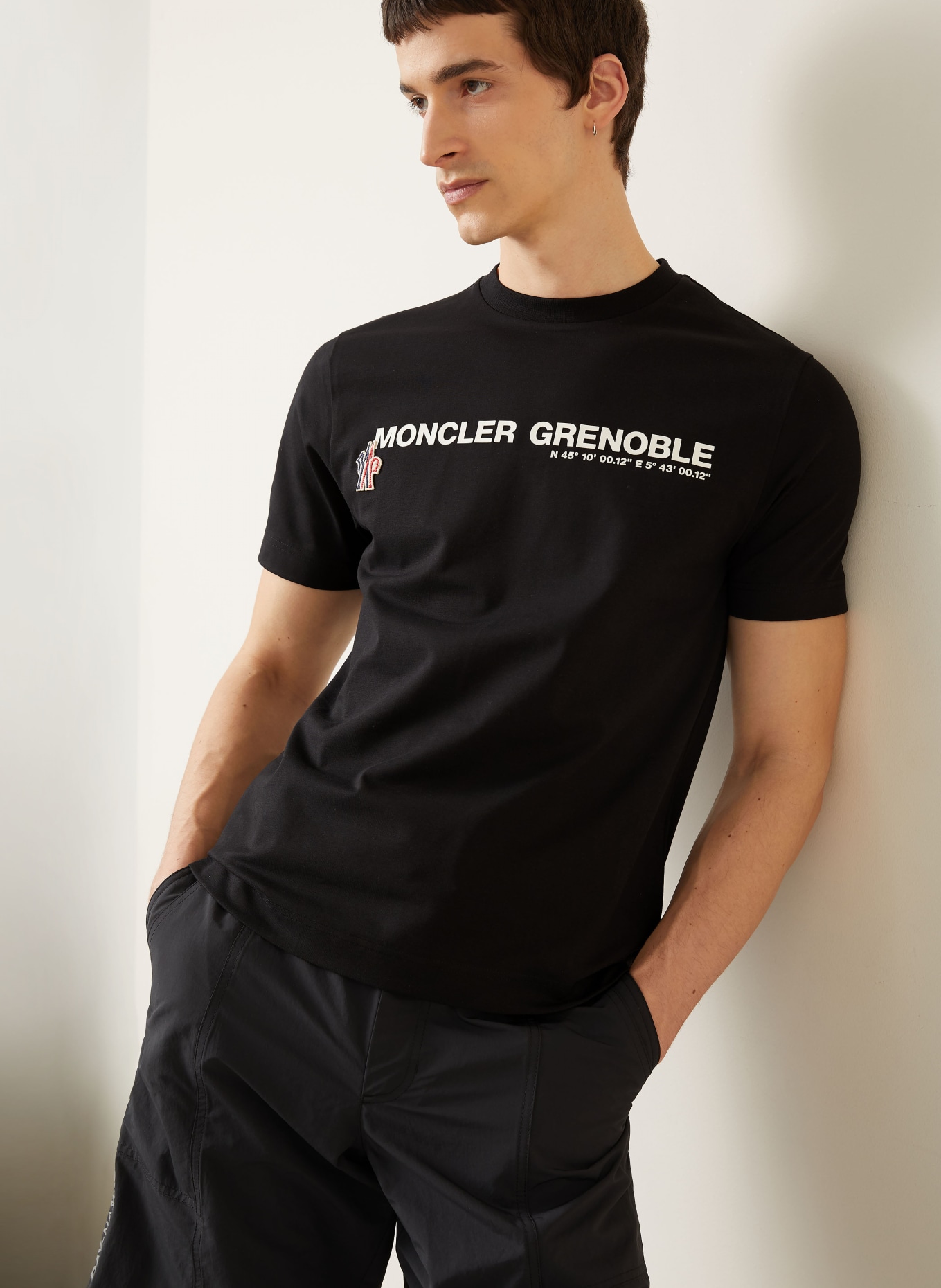 MONCLER GRENOBLE koszulka: CZARNY