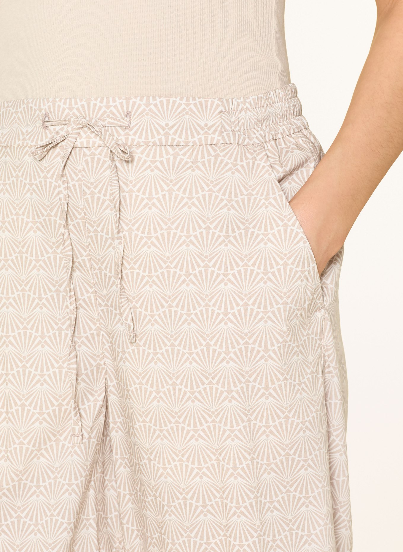 MAC Kalhoty CALLIE: SVĚTLE HNĚDÁ / BÍLÁ