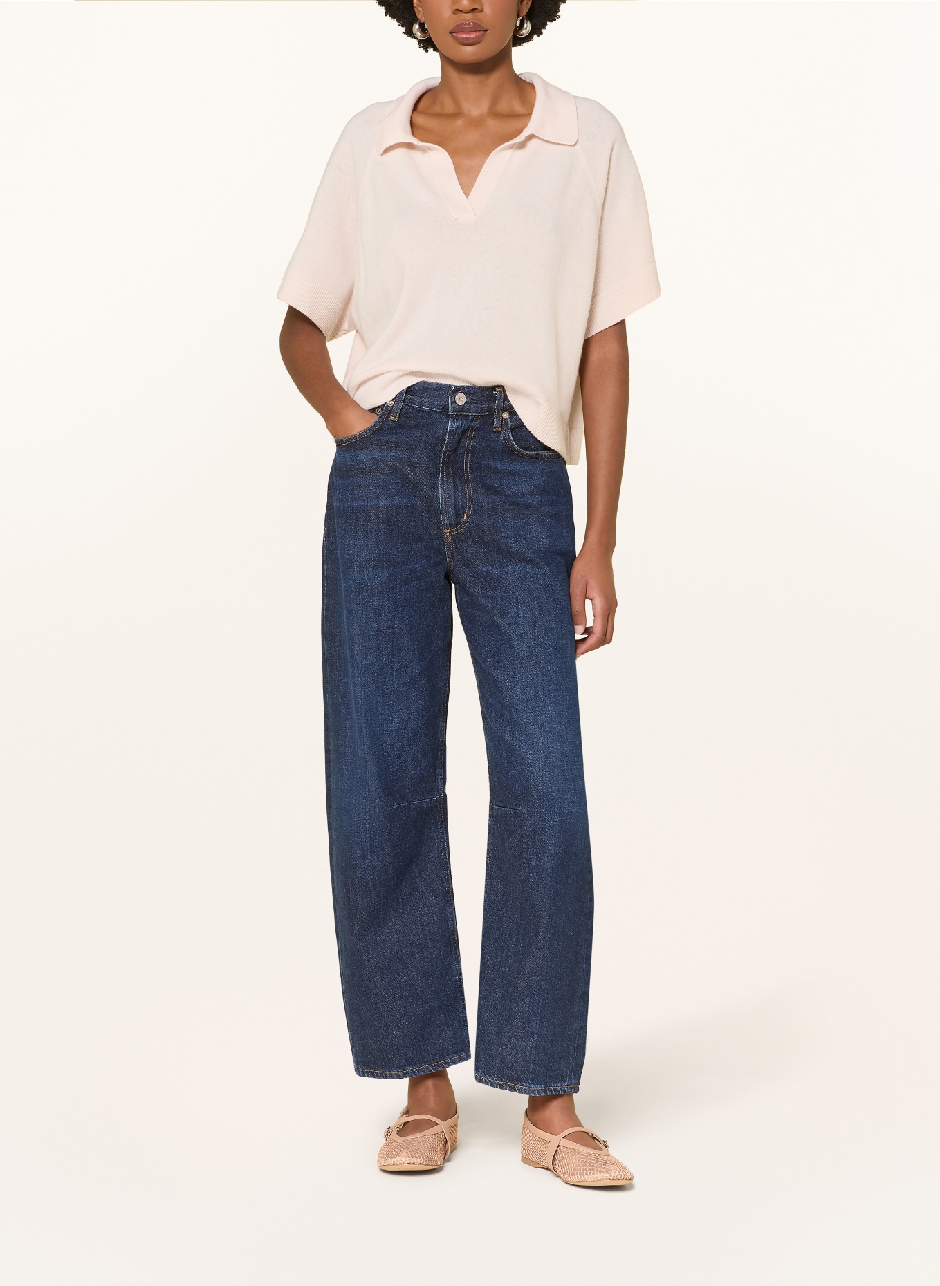 by Aylin Koenig Polo en maille ERIKA en laine mérinos et cachemire: ROSE CLAIR