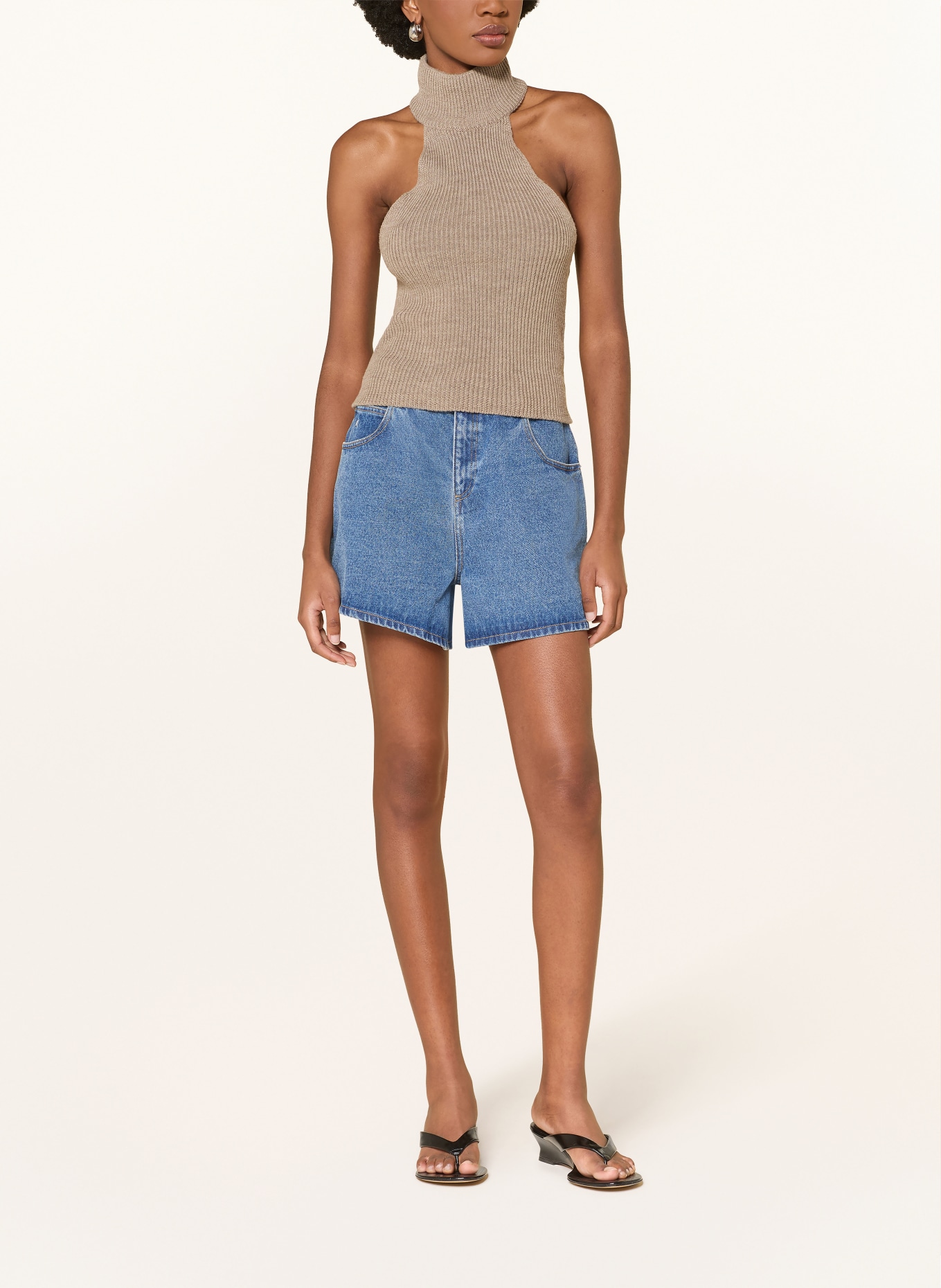 by Aylin Koenig Stricktop MAE aus Merinowolle: TAUPE