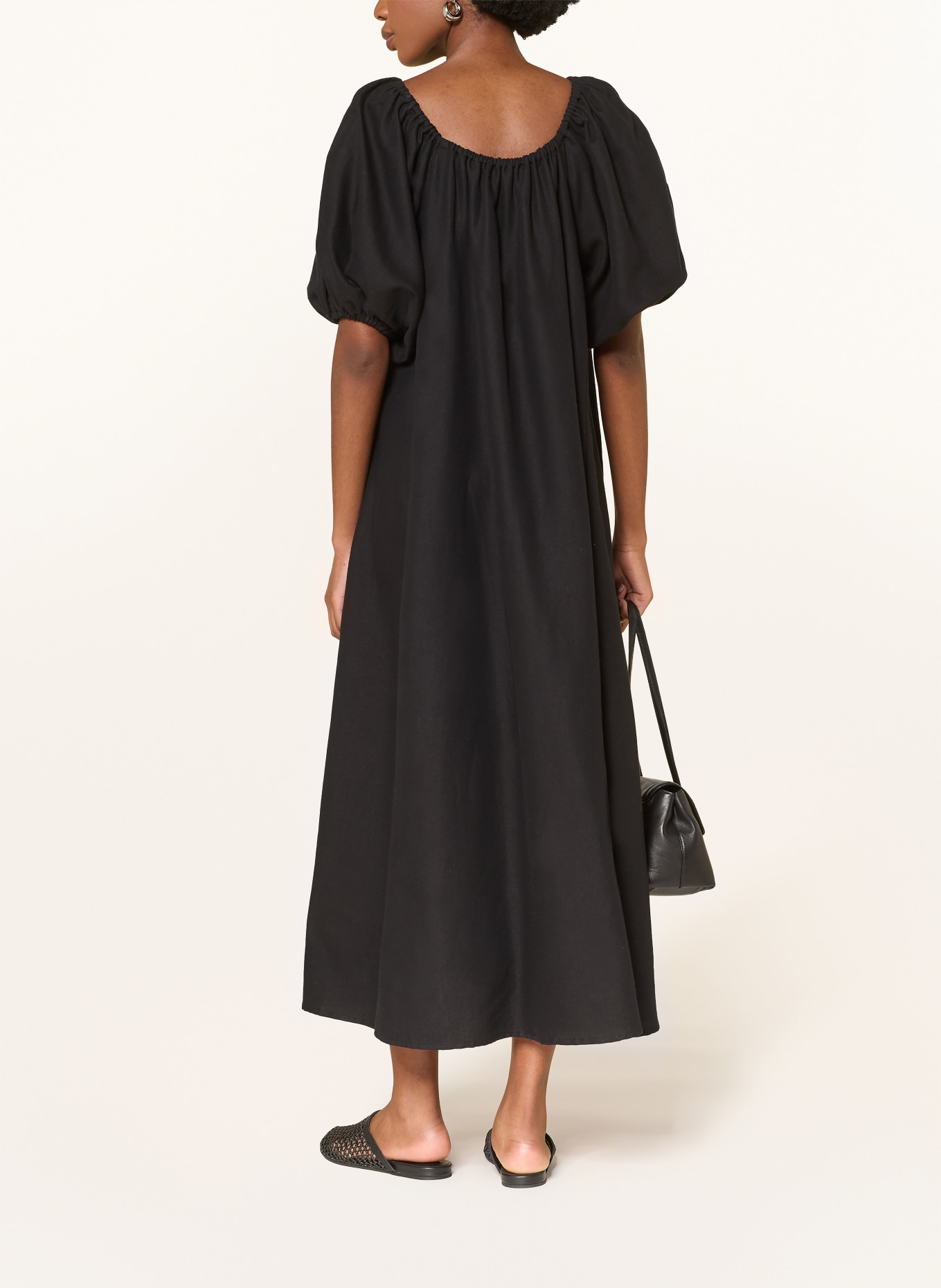 by Aylin Koenig Šaty PALMA: ČERNÁ